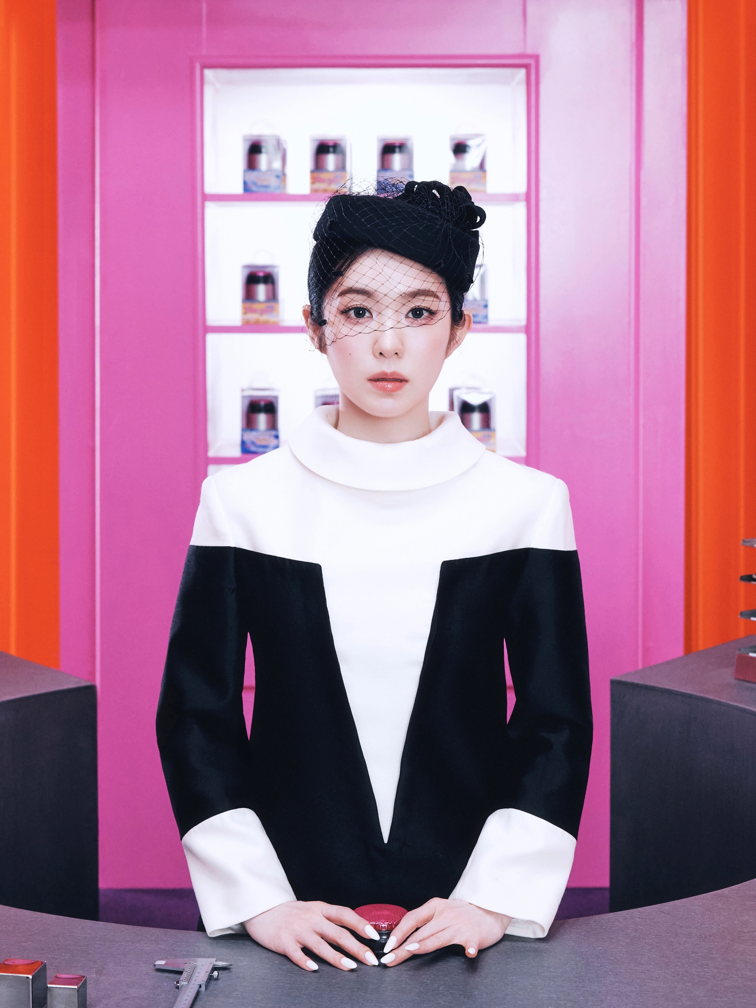 IRENE分享自己的紓壓方式就是「什麼都不做」。(SM Entertainment提供)