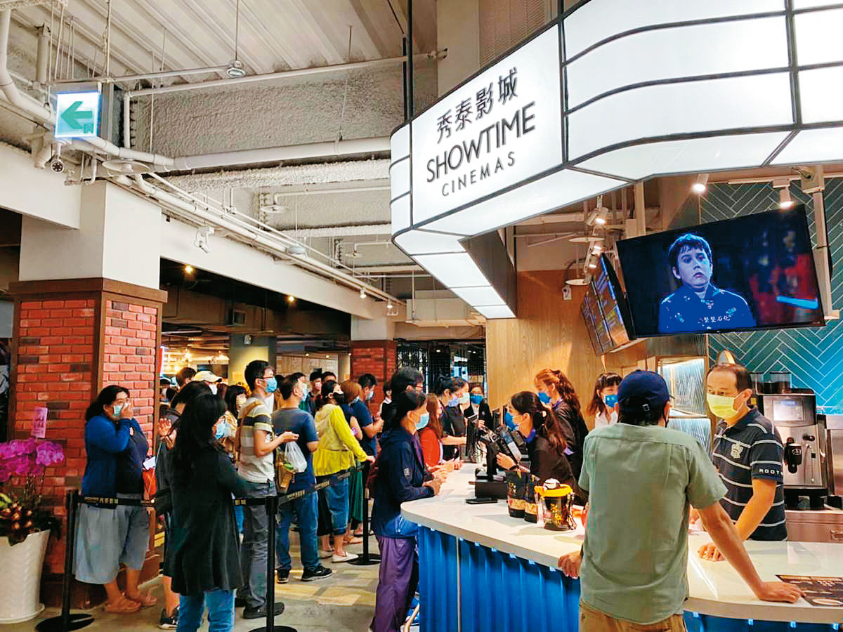 秀泰自認台鋁商場人潮多數由他們帶來，無奈看不到商場成長契機。