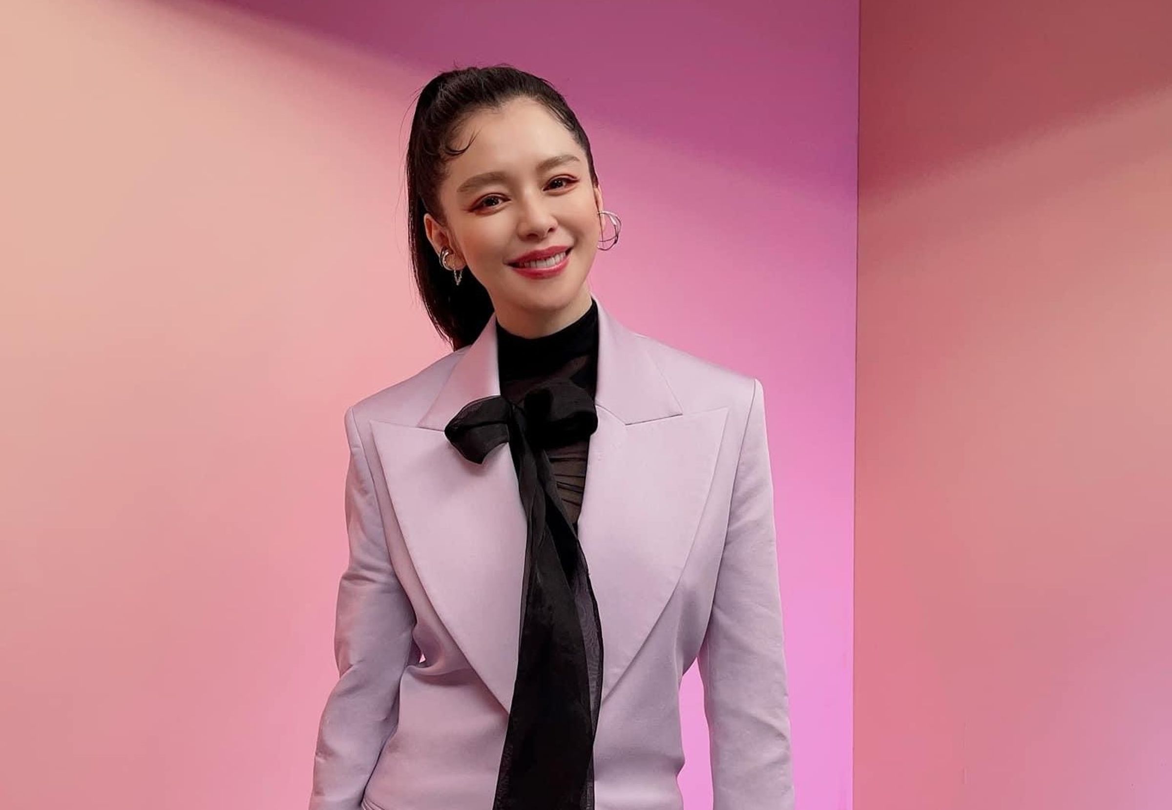 徐若瑄曾捲入王力宏和李靚蕾的離婚紛爭。(圖/翻攝自徐若瑄臉書)