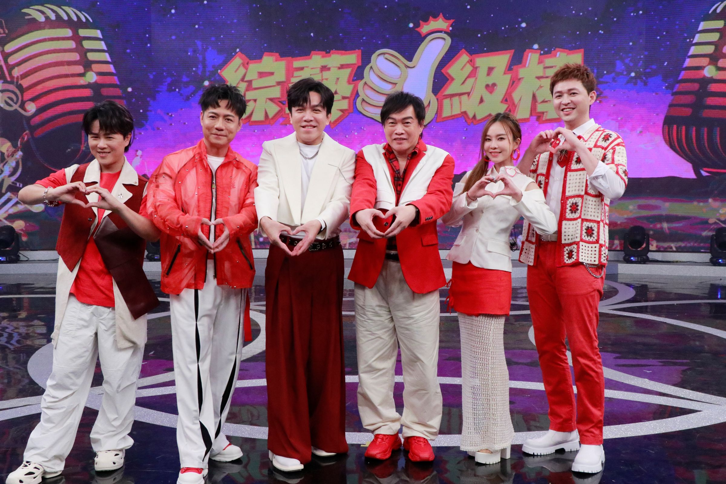 陳孟賢自立門戶當老闆,每月商演至少十五場。(翻攝自陳孟賢臉書)