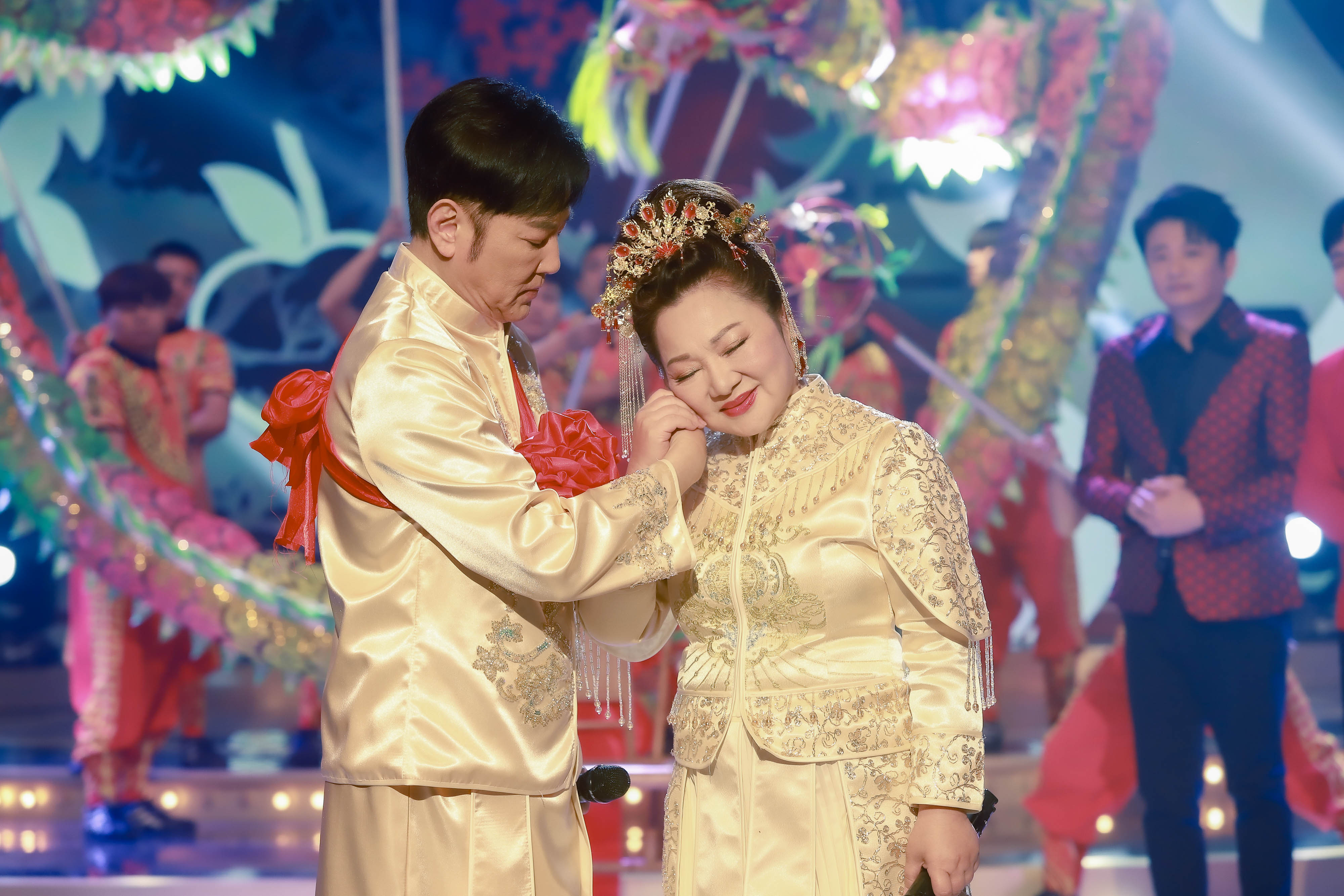 白冰冰、陽帆主持《超級冰冰Show》再創收視新高。（民視提供）