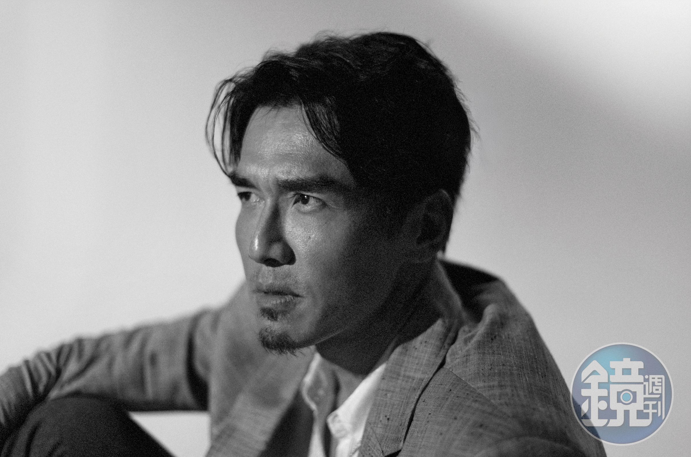 楊一展說,近期常常一起床就哭。對人生及自我的疑惑在中年爆發,他還在學習處理那種未知的空虛感。
