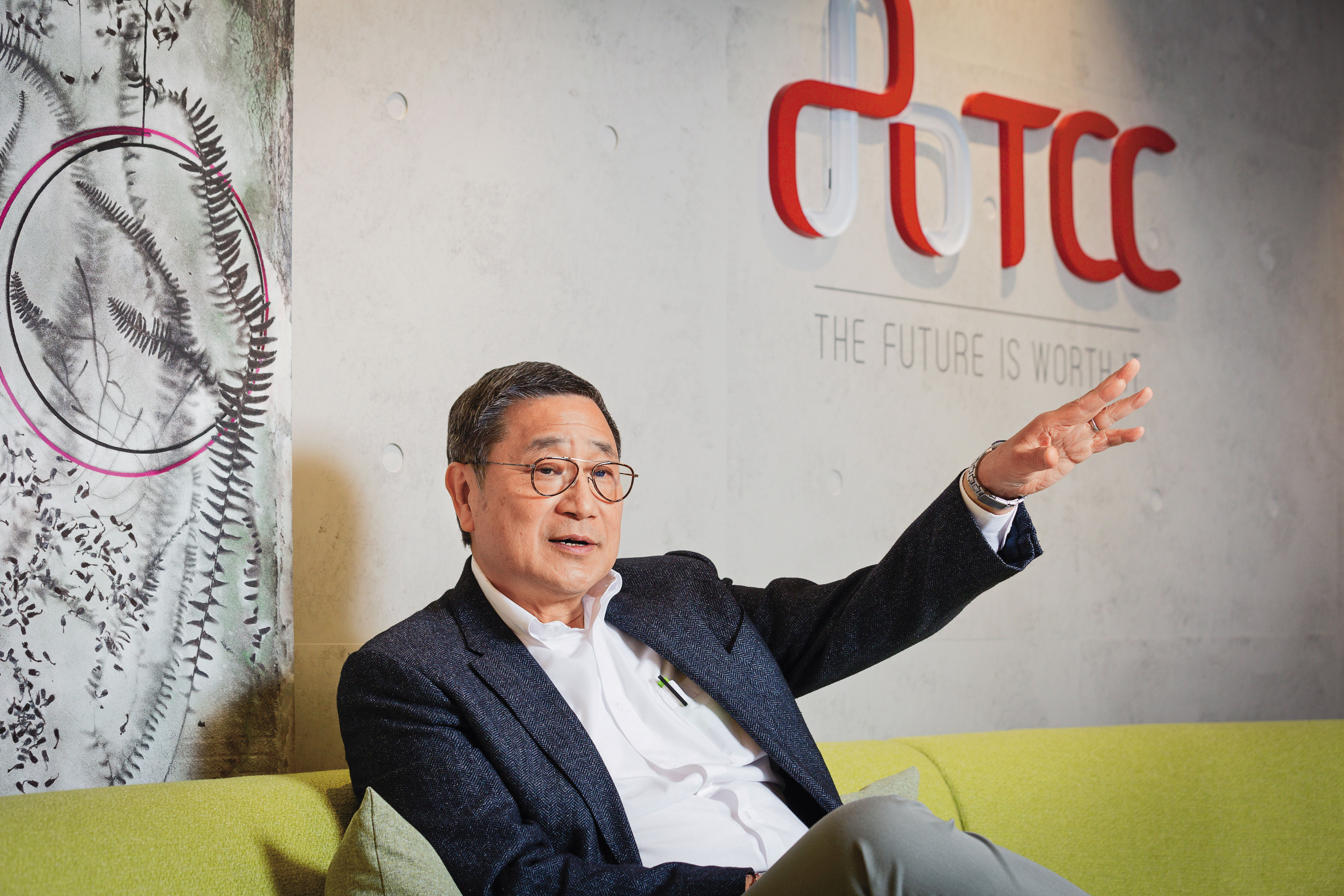 張安平曾形容自己「血液裡流的就是水泥」。