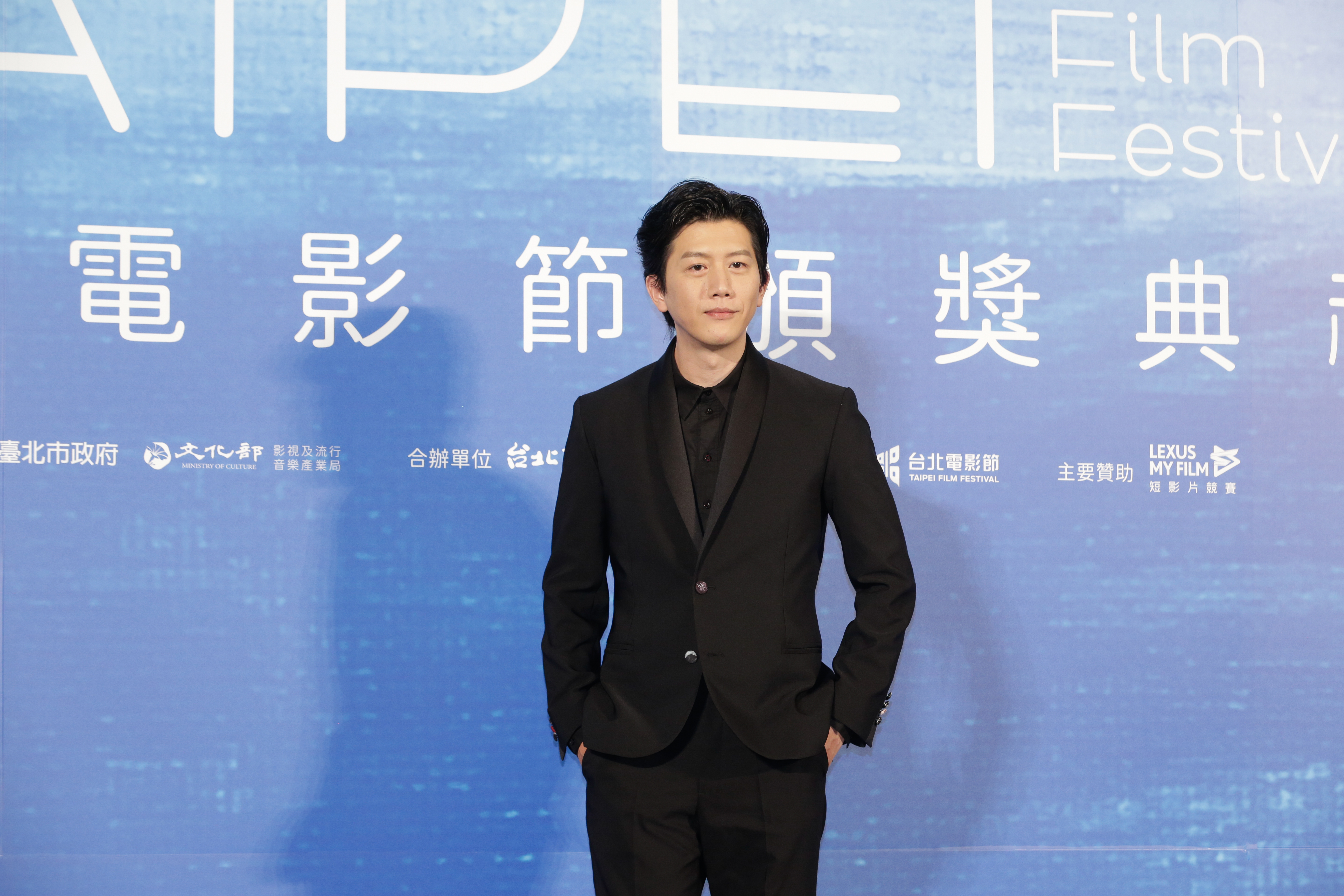 金馬影帝莫子儀昨日也在臉書發文，表示「褪去演員的身份，我也只是一個國家的人民，我們擁有的民主與自由來之不易」。（本刊資料照）