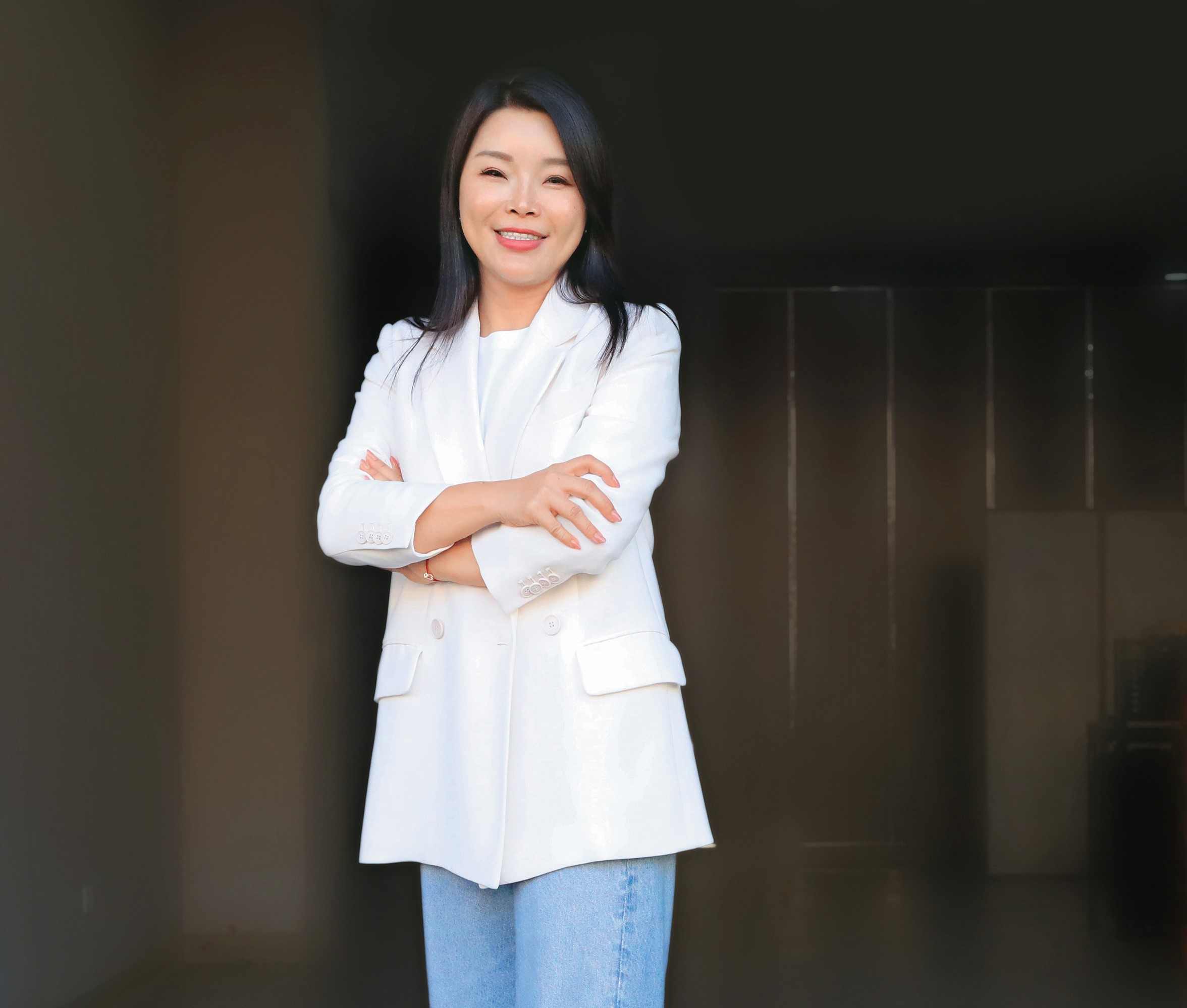 雲林女兒張嘉郡擅長以傾聽、理解對方來溝通回應需求，用溫柔的力量讓對話更具建設性。（攝影組）