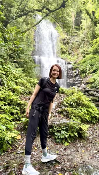 潘慧如到三峽練習健行。（翻攝臉書）