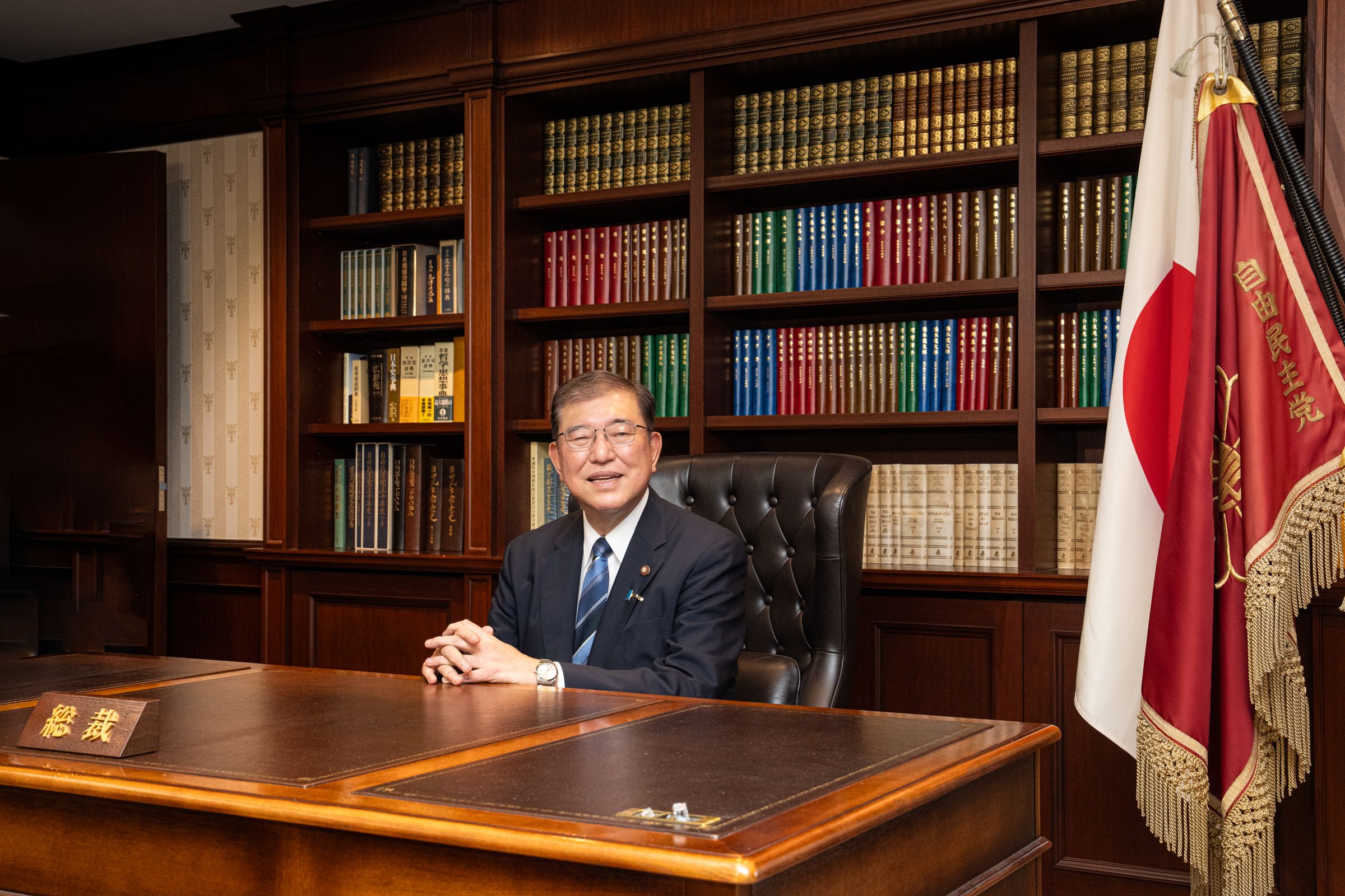 石破茂在27日投票中勝出，當選新任自民黨總裁，並將接任日本首相。（翻攝石破茂X）