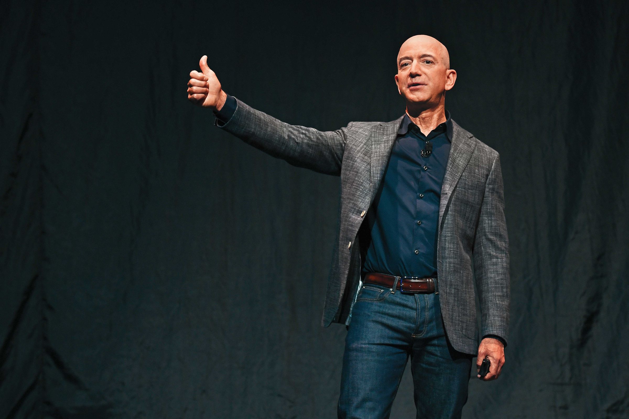亞馬遜創辦人貝佐斯旗下的Bezos Expeditions,藉由投資新創Synchron,跨足腦機介面產業。(達志影像)