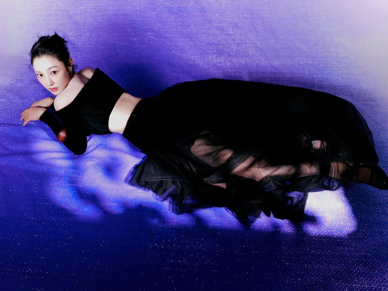 白百何2017年爆出離婚，她曾一度減產避風頭，近年的《清明上河圖密碼》一劇盡顯演技實力。(白百何微博)