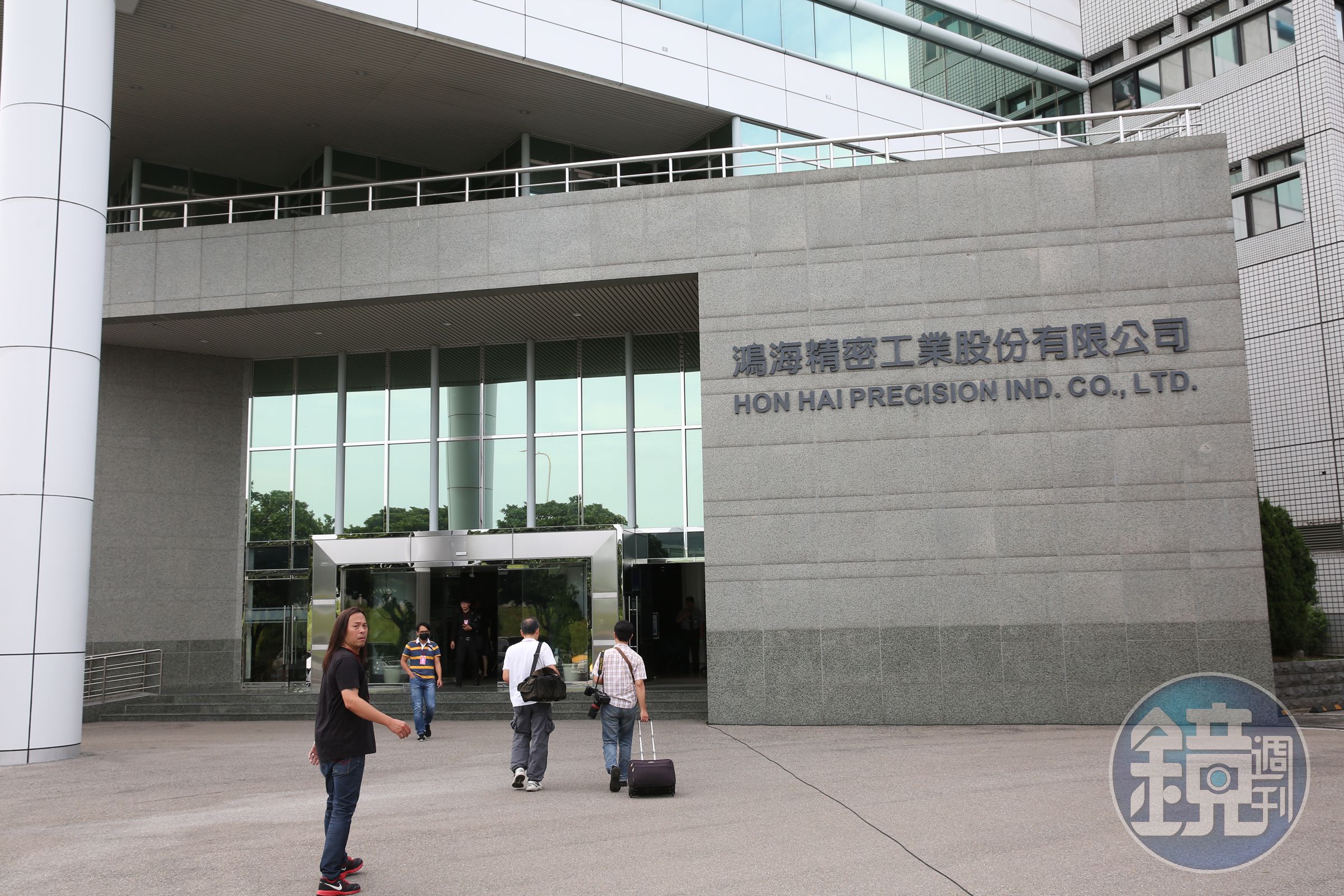針對鴻海集團旗下富士康中國有多間企業遭官方調查,鴻海集團則透過重訊。(本刊資料照)