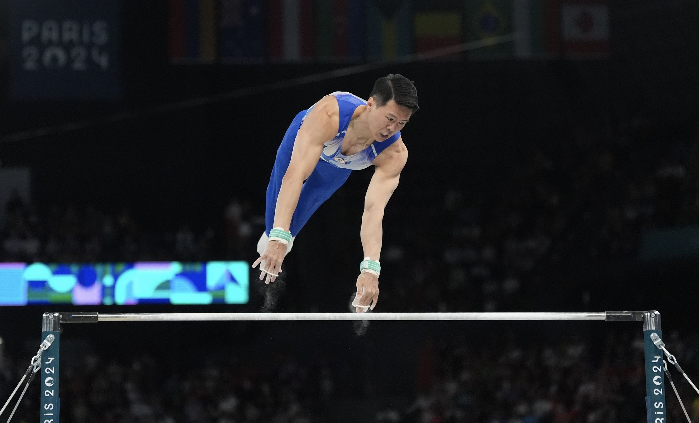 「亞洲貓王」唐嘉鴻於巴黎奧運摘銅,他今天受訪時談到選手們掉槓失誤的原因。(中華奧會提供)