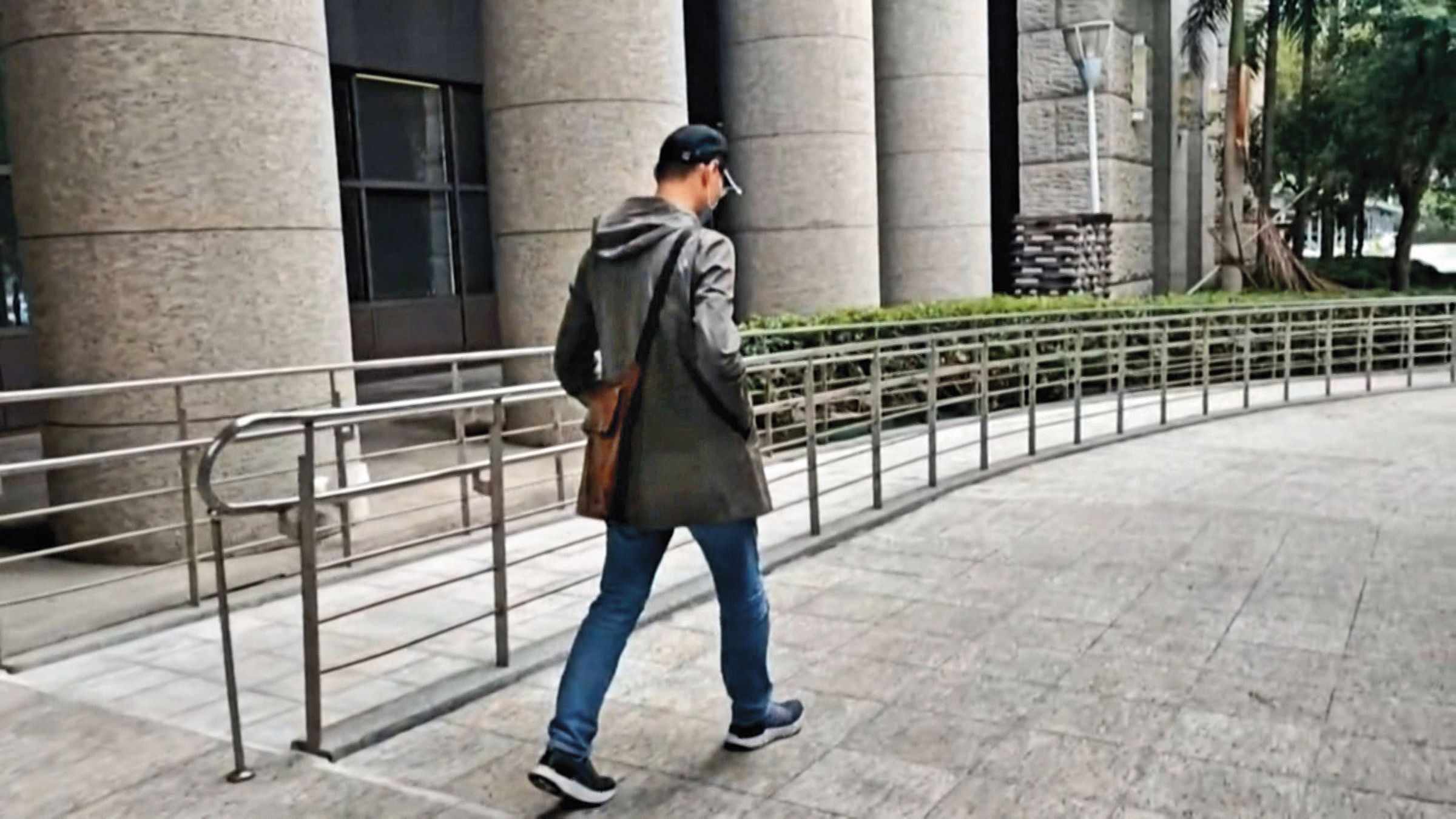 廖力廷（圖）在法官面前翻供表示，鄭文燦主持會議後決議未符合需求。（東森新聞提供）