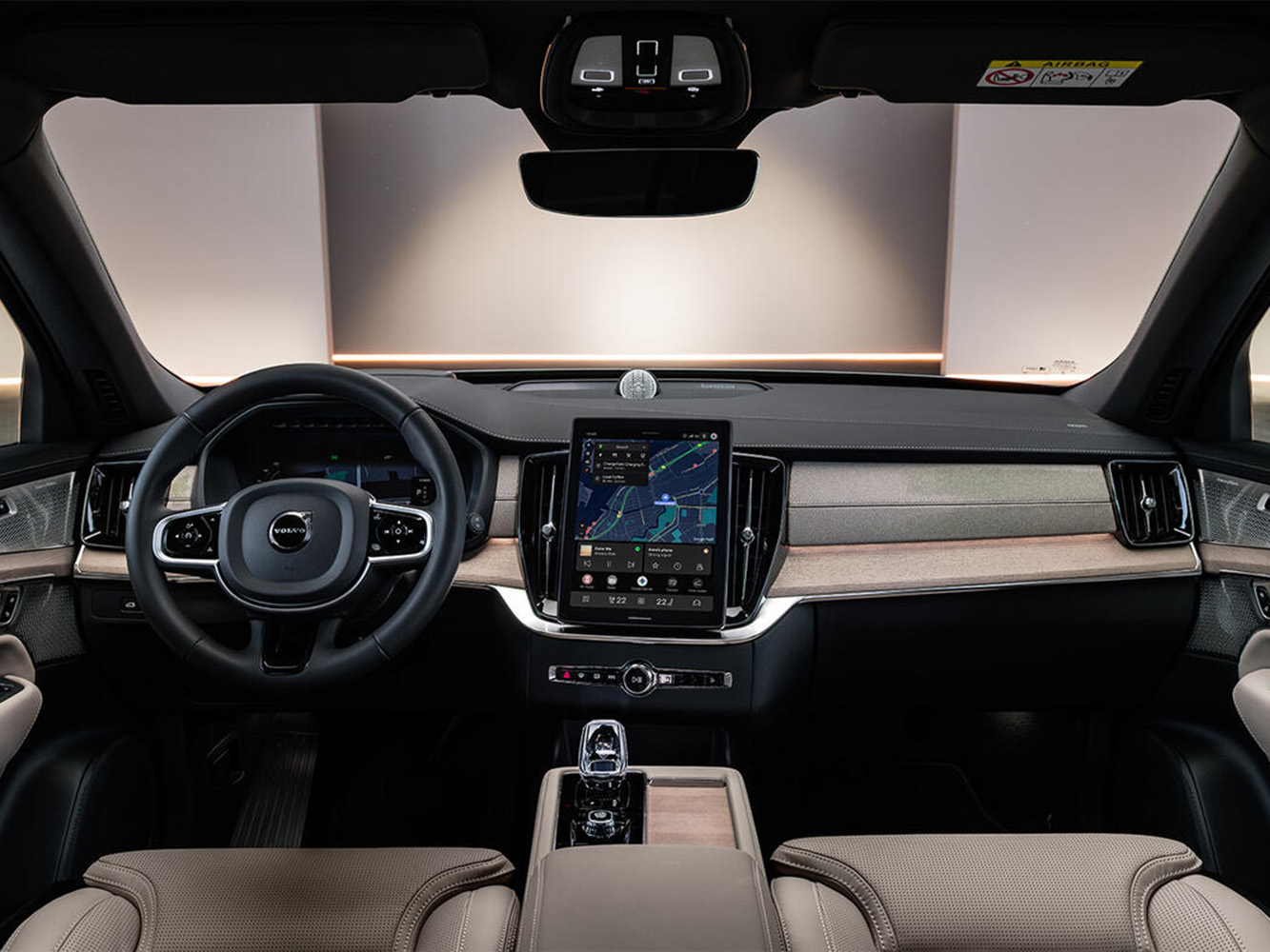 XC90 這次主要更新集中在資訊娛樂系統，同樣導入最新介面與相關功能。