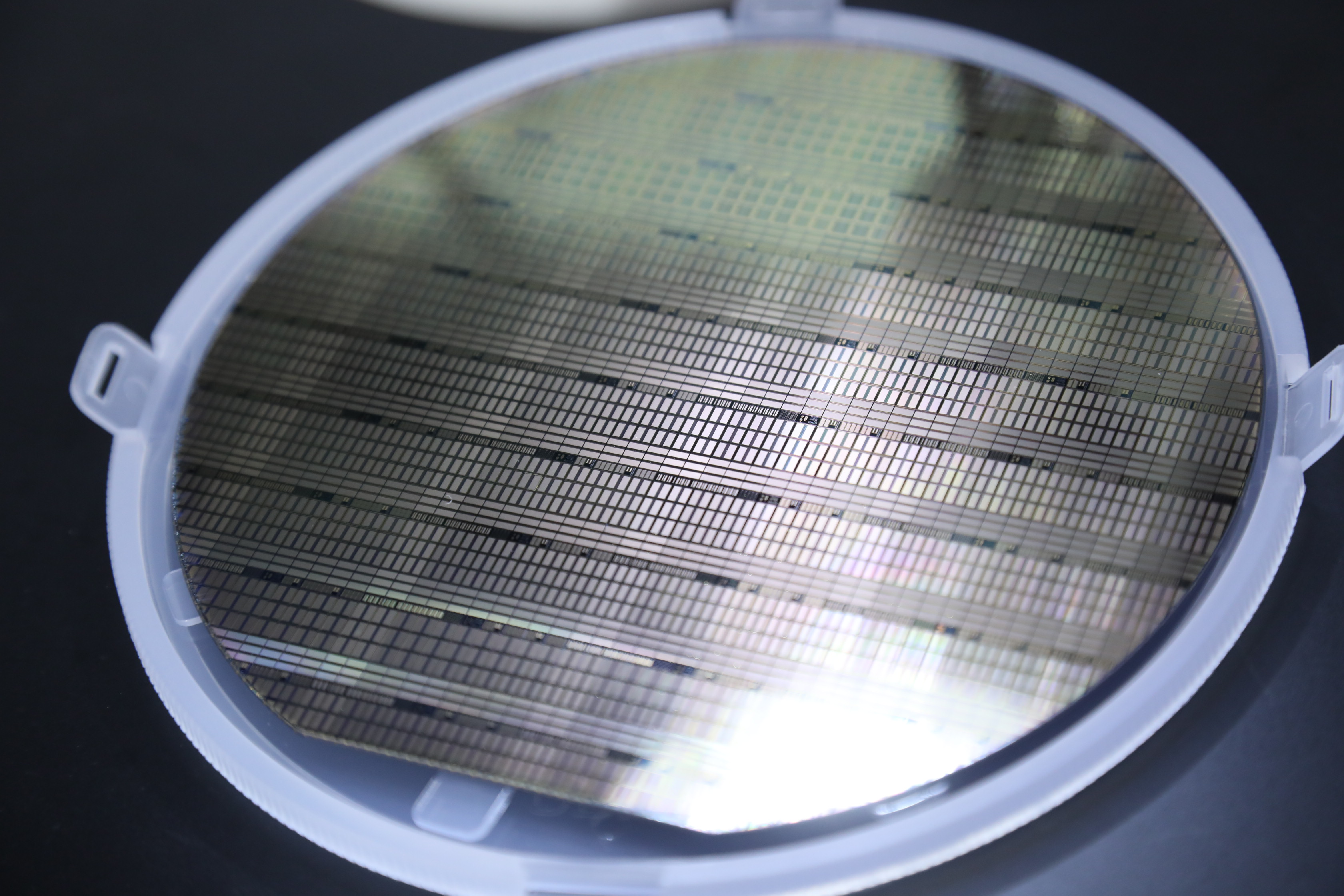 台灣晶片工程師的薪水讓不少人稱羨，也造就出許多科技新貴。（示意圖，本刊資料照）