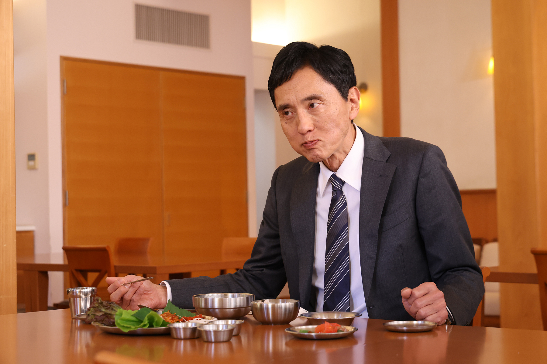 松重豐《電影版孤獨的美食家》將在3月14日於台灣上映。(采昌國際多媒體提供)