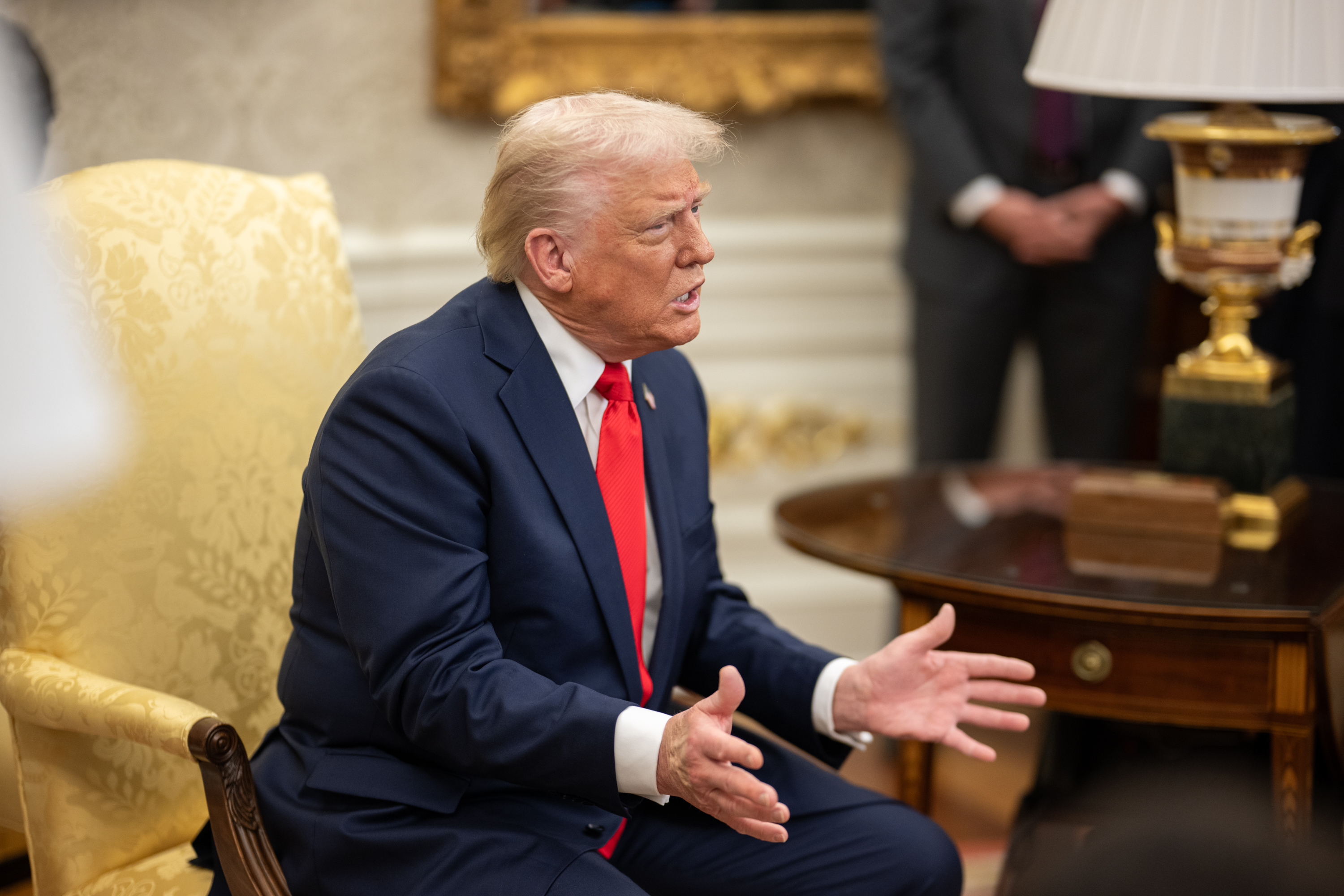 川普14日放話稱烏克蘭總統澤倫斯基、俄羅斯總統普丁與前美國總統拜登應為烏俄戰爭負責。（翻攝自白宮flickr）