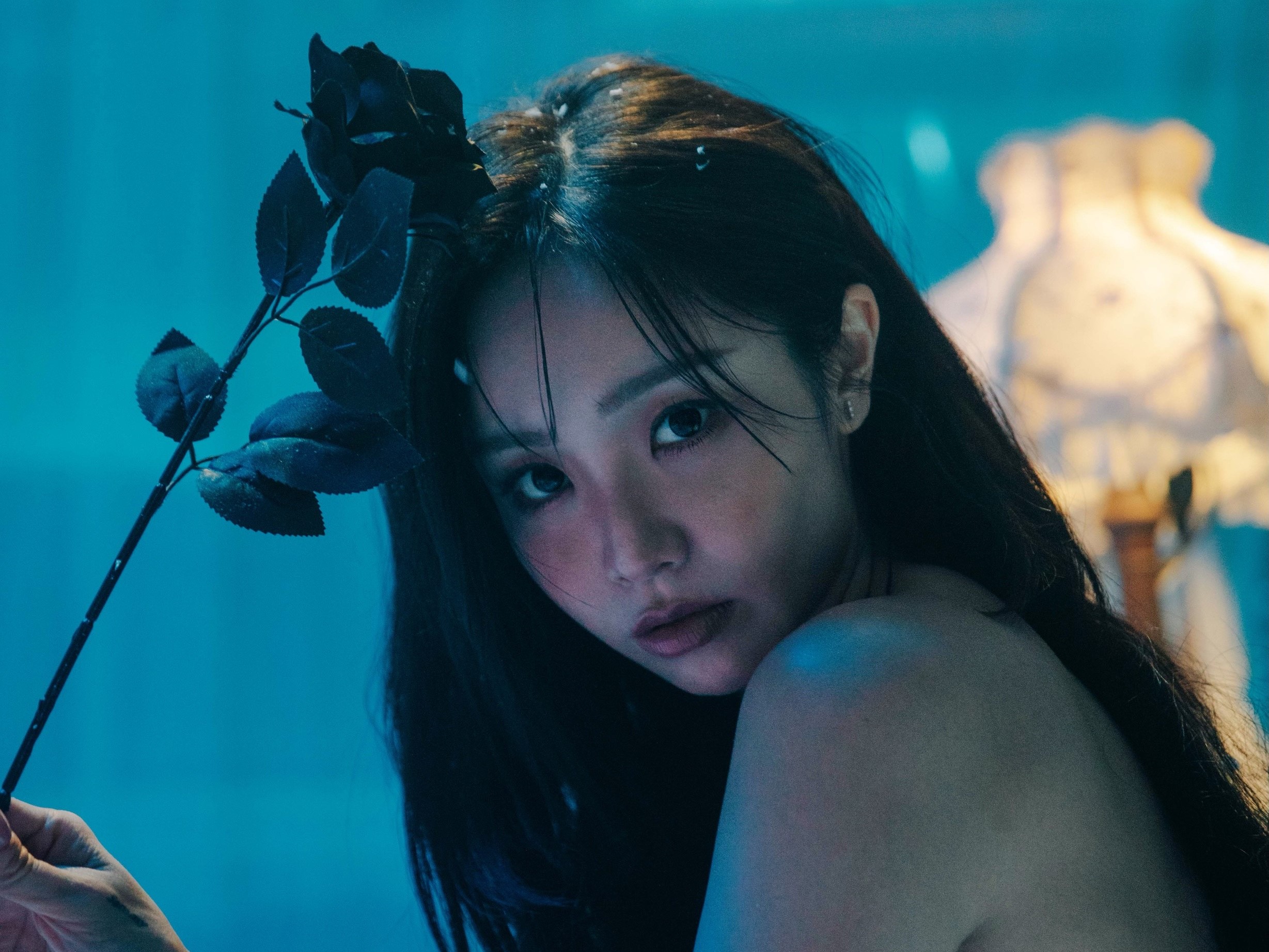 Kimberley陳芳語推全新單曲〈侵愛的〉。（陶山音樂提供）