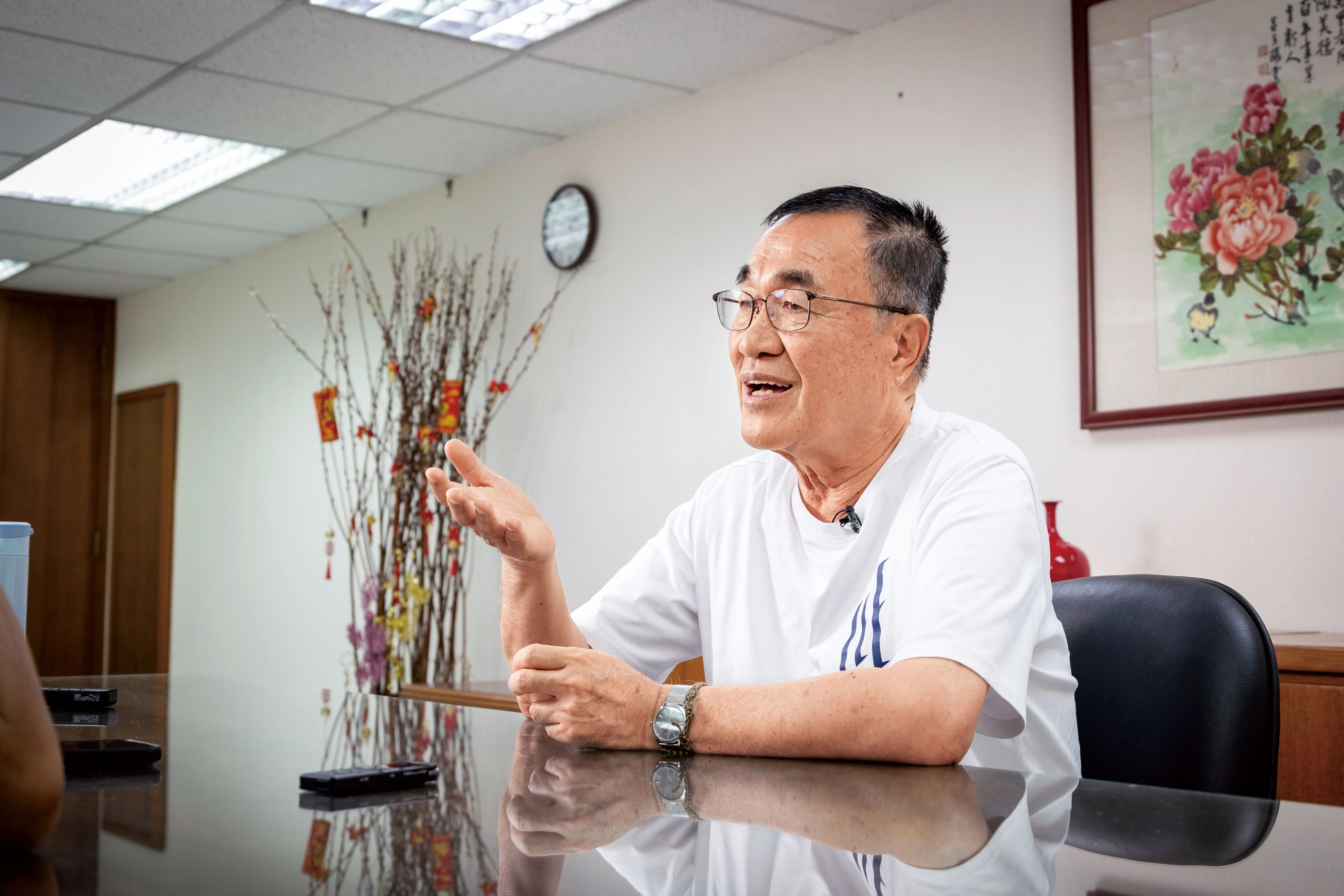綠葉變紅花2／被韓國瑜推上火線！　「Hammer Lee」李四川首揭四大政壇老闆信任內幕