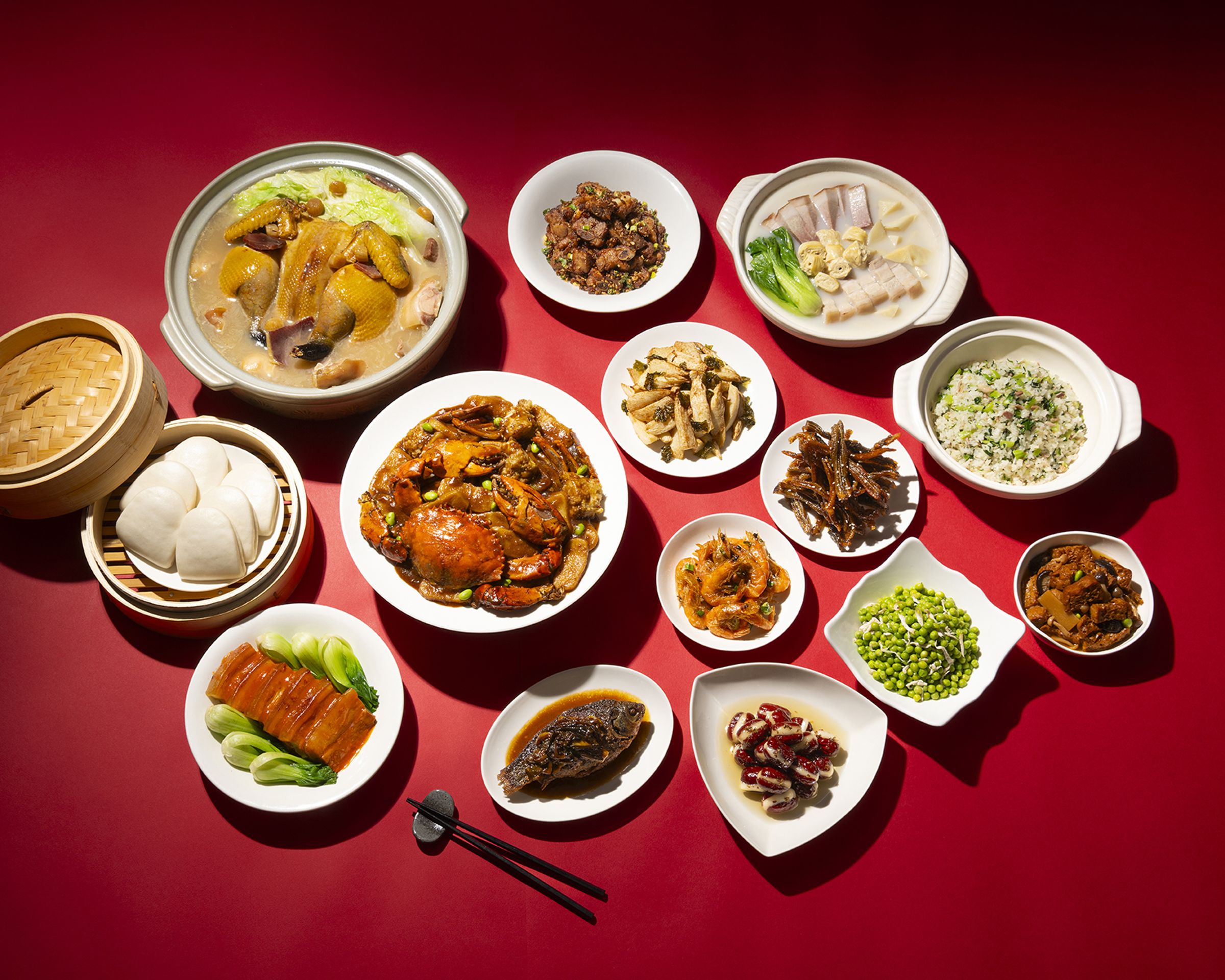 2013年開張的「春申食府」已是越來越少見的江浙菜「老店」,供應各種道地的本幫菜色。(春申食府提供)