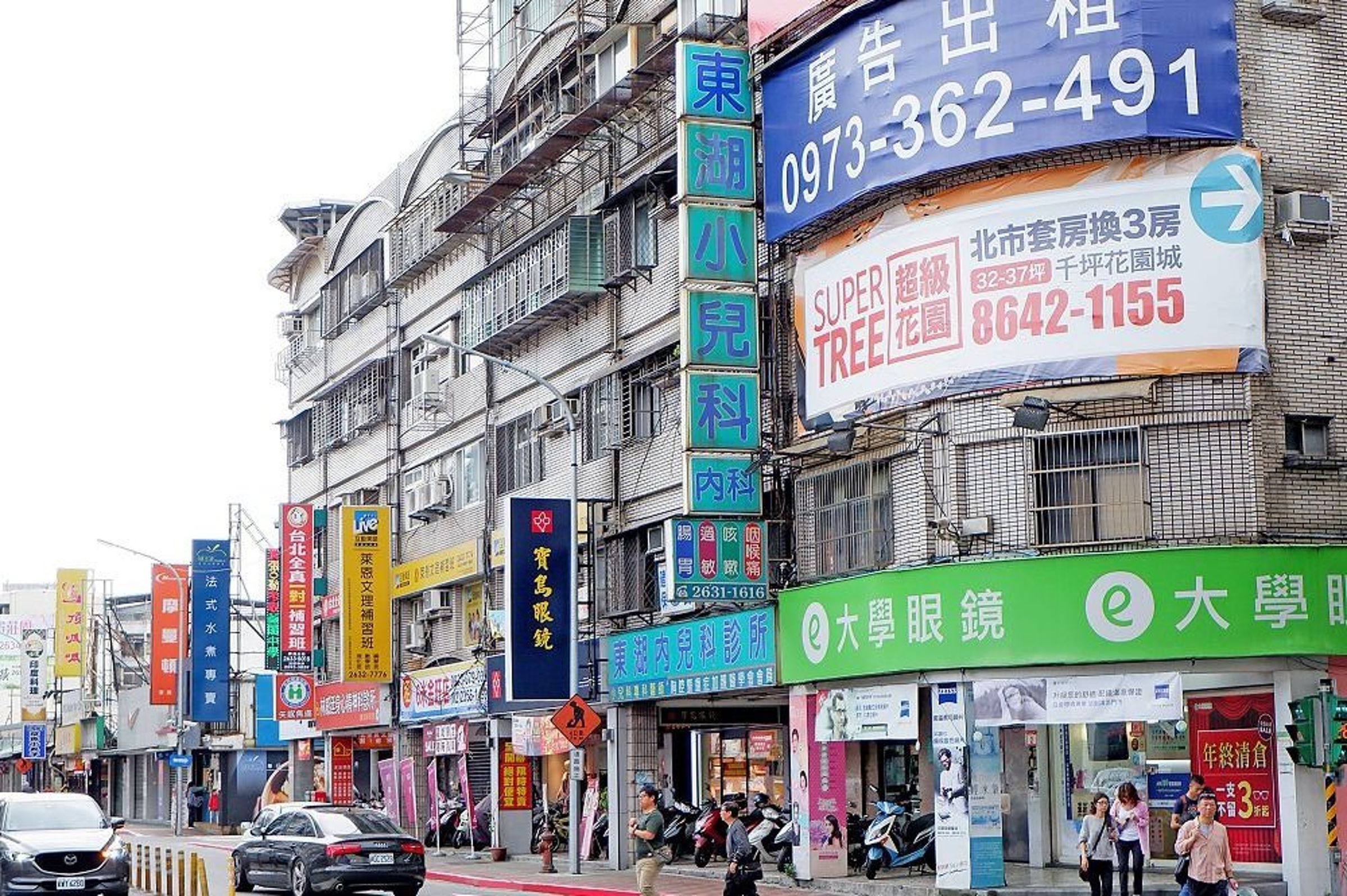 東湖哈拉影城周邊。（北市府提供）