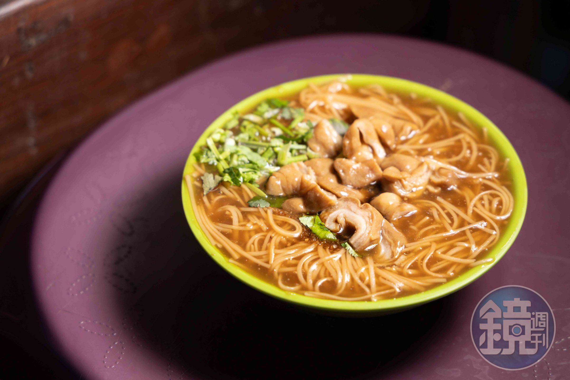 「大腸麵線正常量」的大腸也比其他店家多。(60元/小碗、70元/大碗)