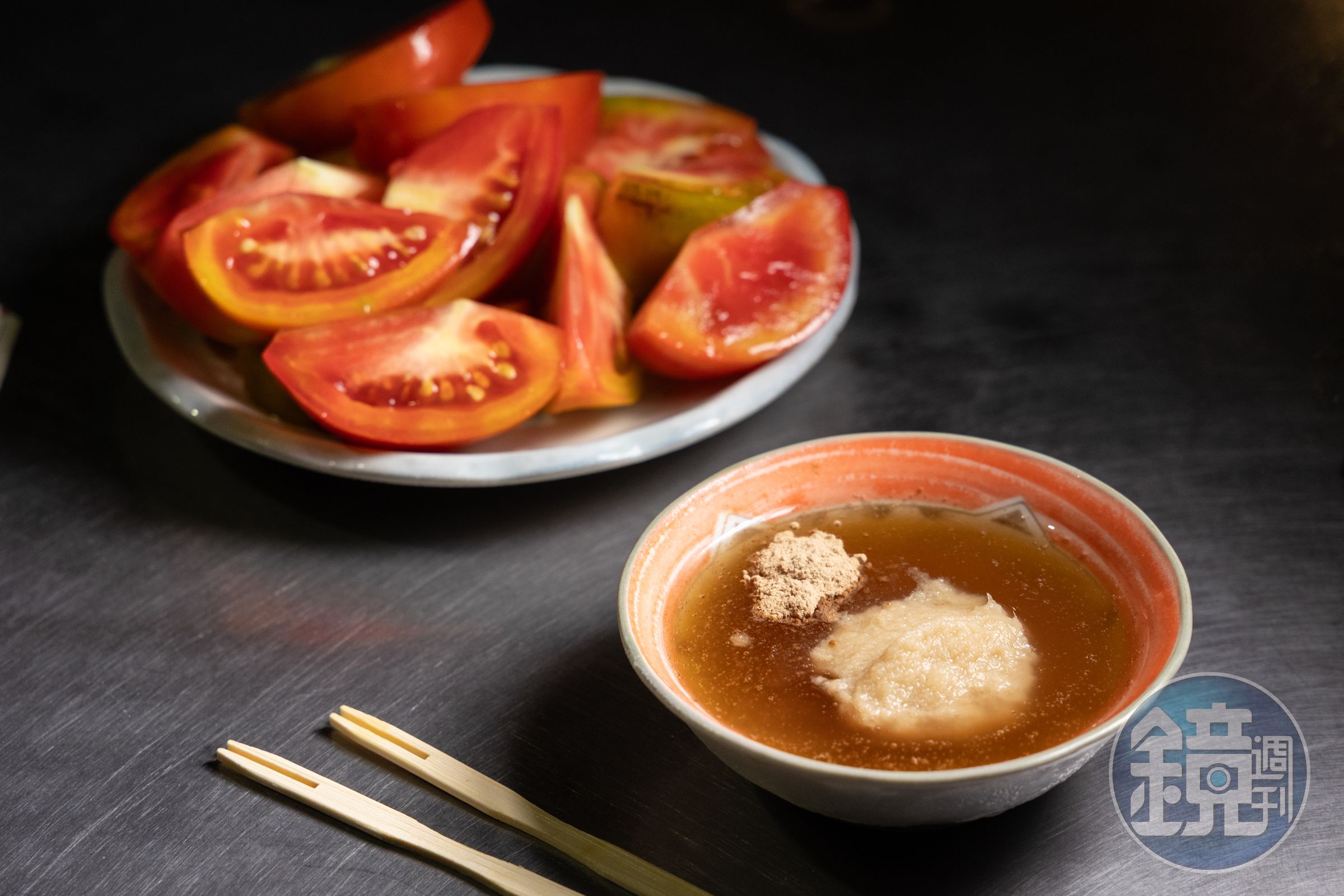 冰鄉的「薑糖番茄」只用黑柿番茄。(70元/份)