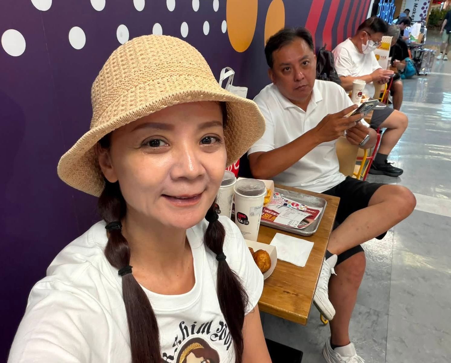 高欣欣前天和弟弟第一次一起旅行竟發生意外。臉書