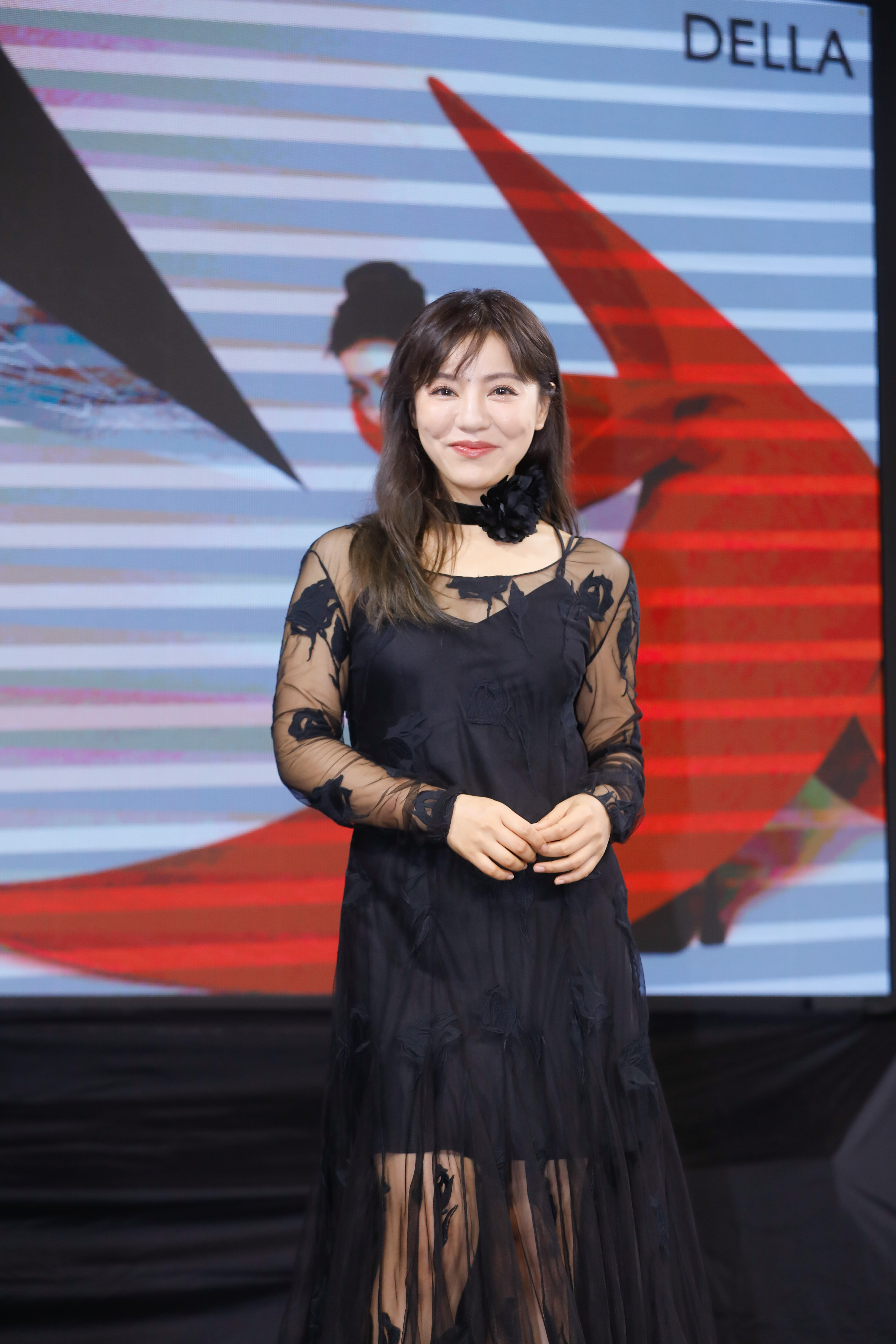 丁噹舉辦新專輯《日與夜，跟自己說晚安》專輯慶功記者會，感謝歌迷支持。