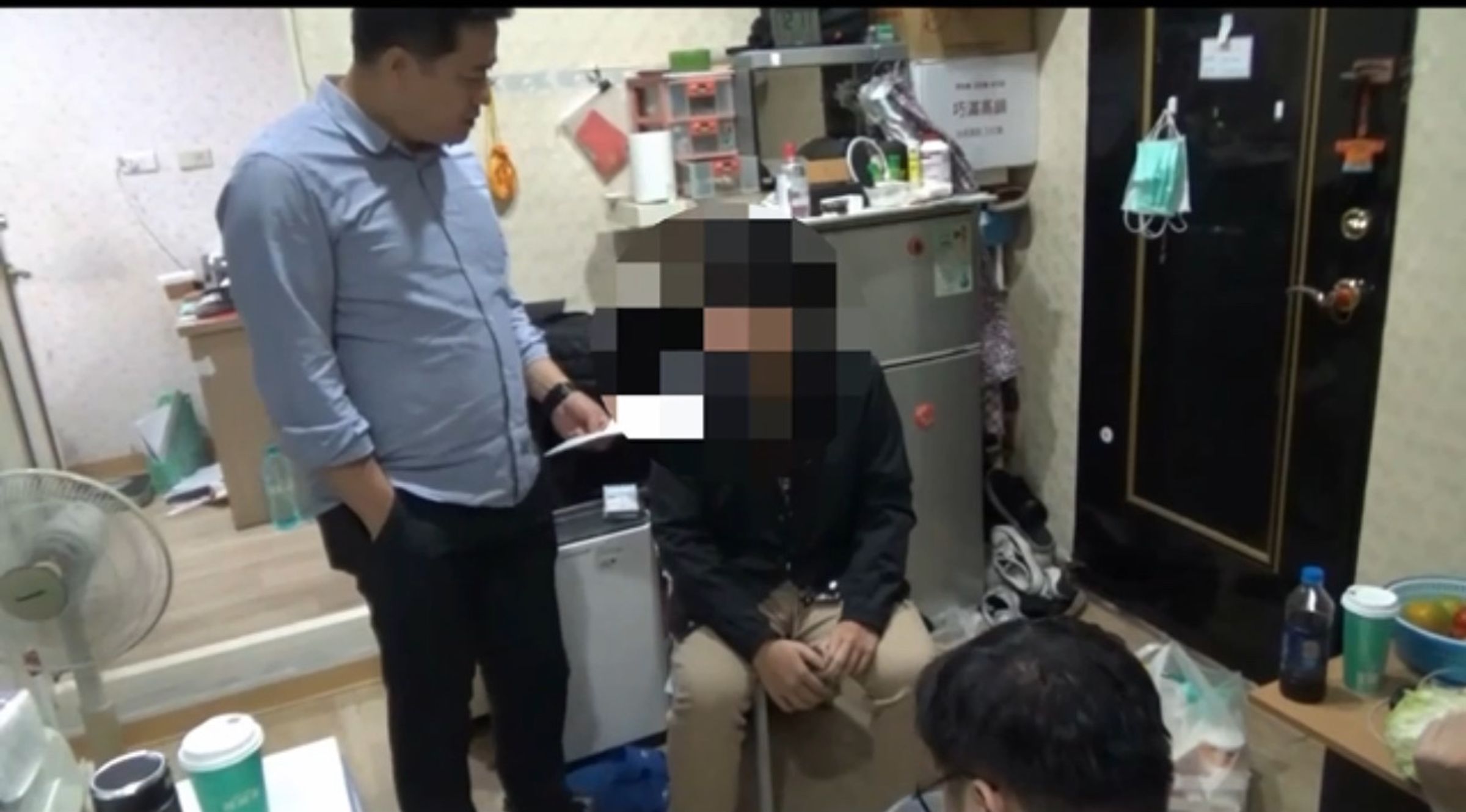警方搜索嫌犯住處。（警方提供）