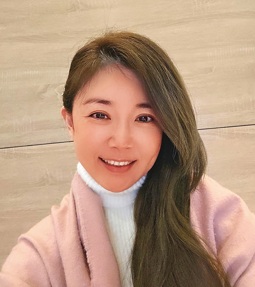 黃思婷出過多張心靈音樂。（翻攝自黃思婷臉書）