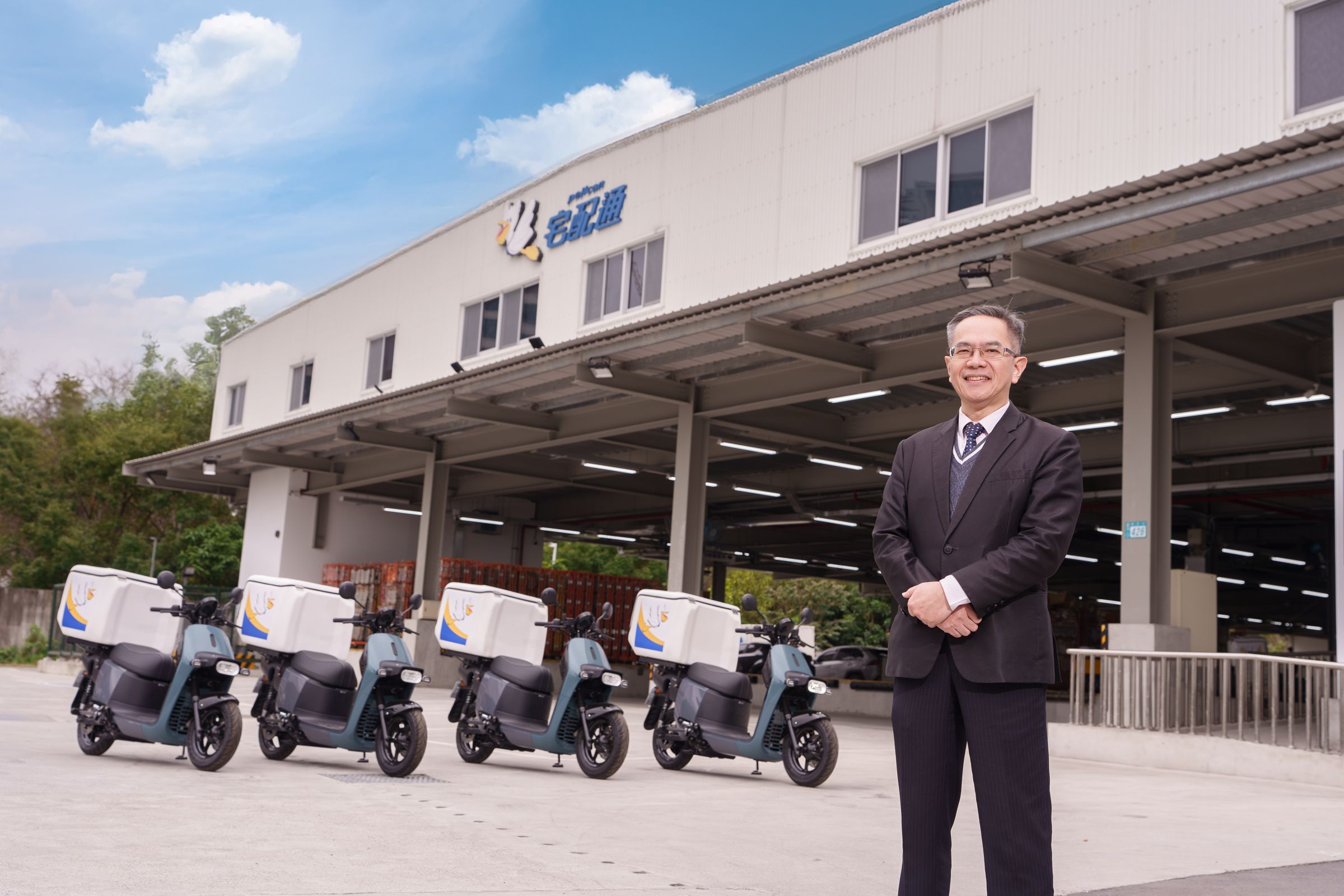 宅配通首度大規模導入電動機車,加速物流綠色轉型。