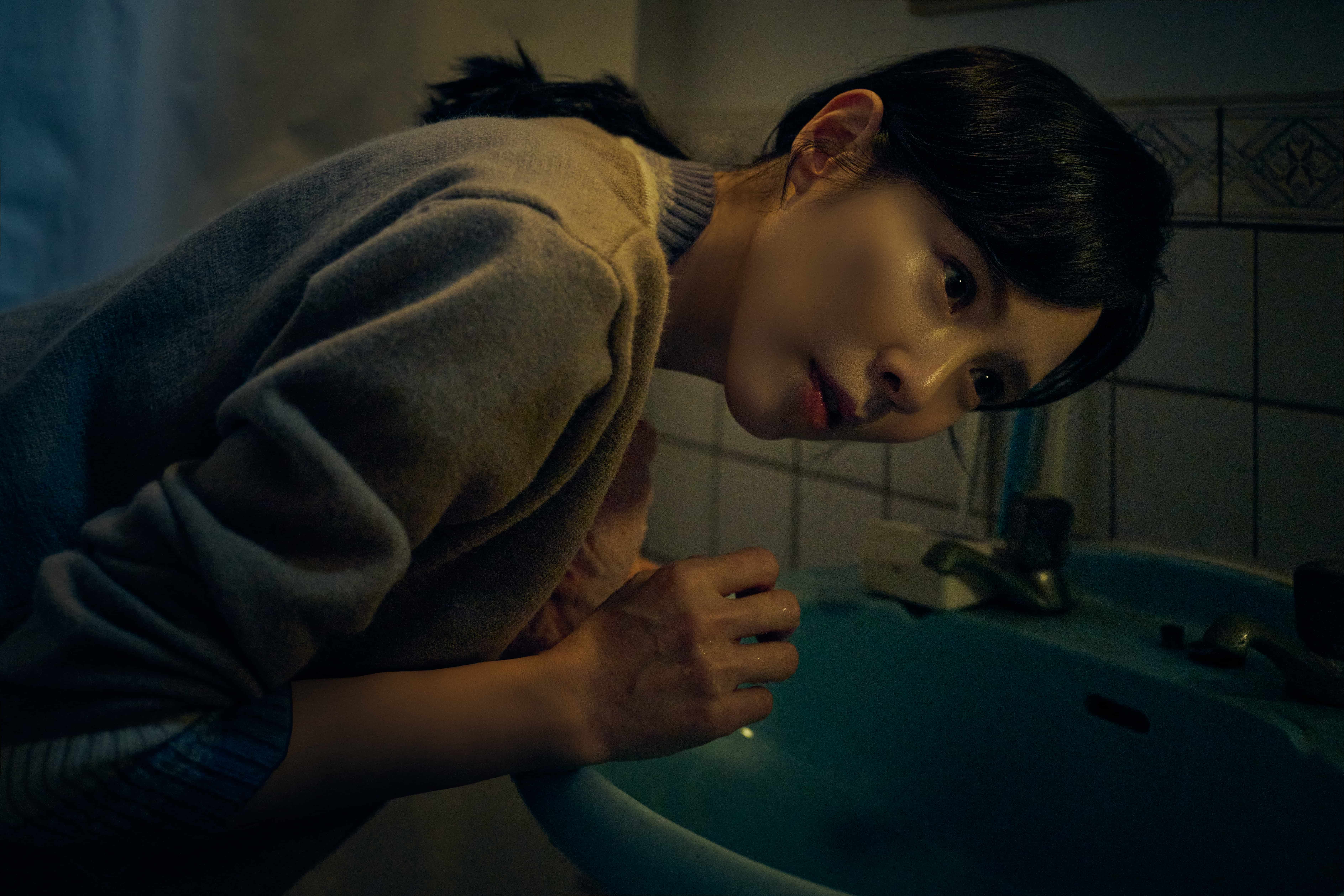 天心首度嘗試恐怖題材，請攝影師老公當演技指導，實戰體驗還真的把她嚇到。（威視提供）