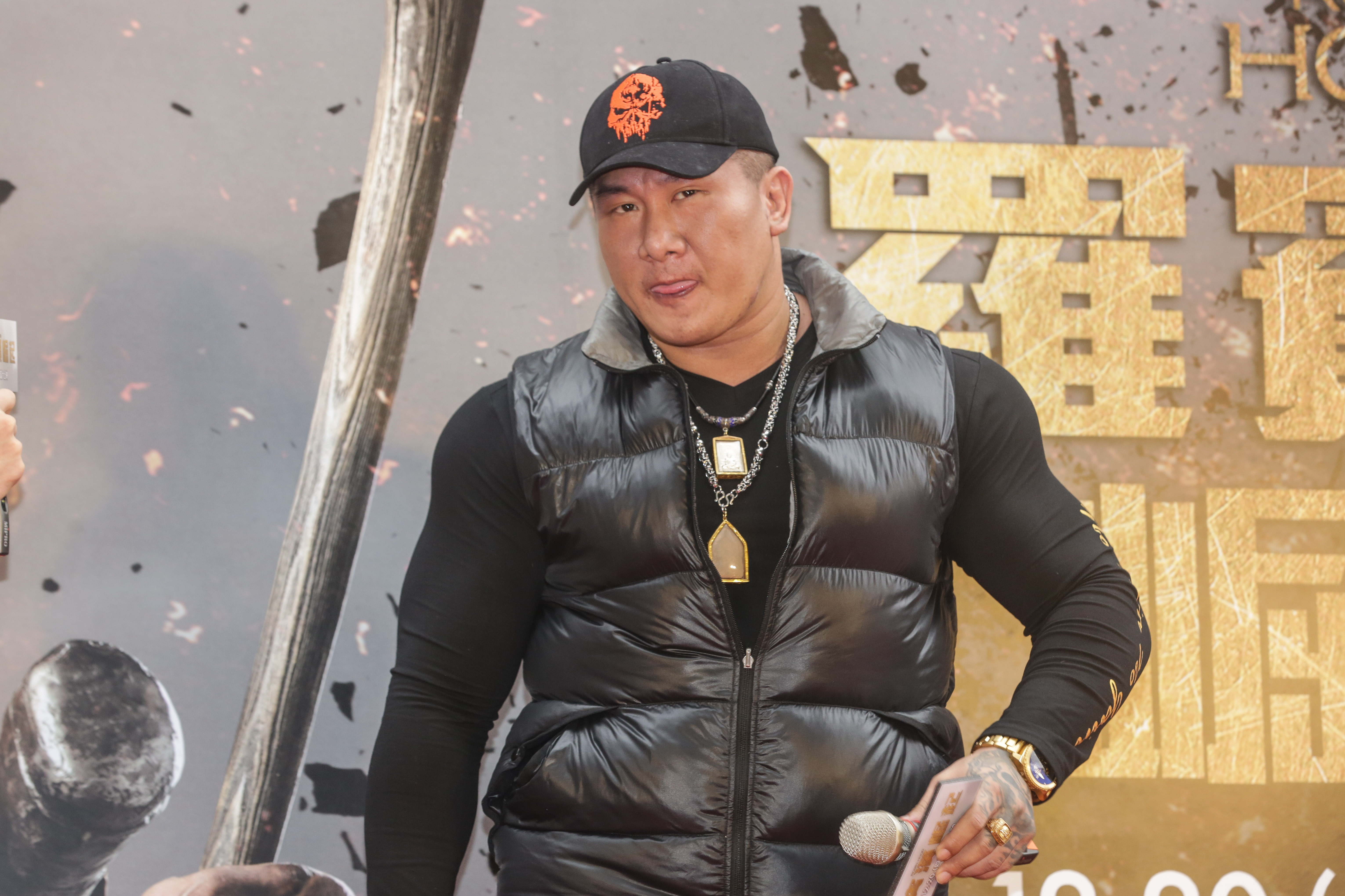 成吉思汗健身俱樂部元老級員工李慶元發長文踢爆館長黑料。（本刊資料照）