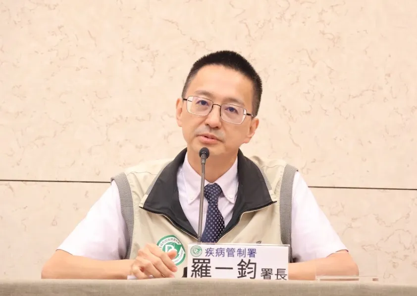 新北診所爆C肝群聚「再增2例」　「累計13人染疫」症狀曝光
