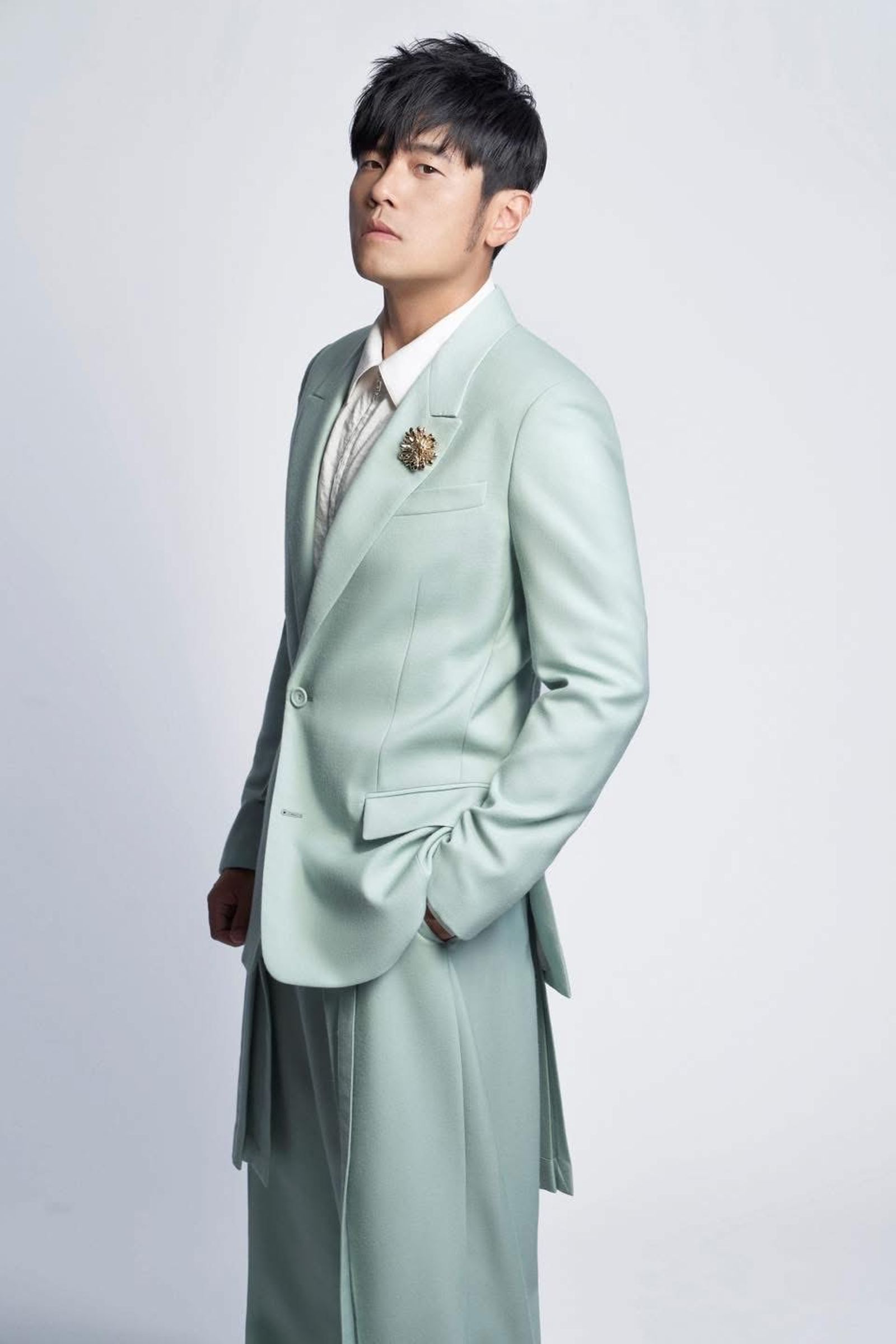 周杰倫曾為阿Ken宣傳他的甜甜圈品牌。（翻攝自周杰倫IG)