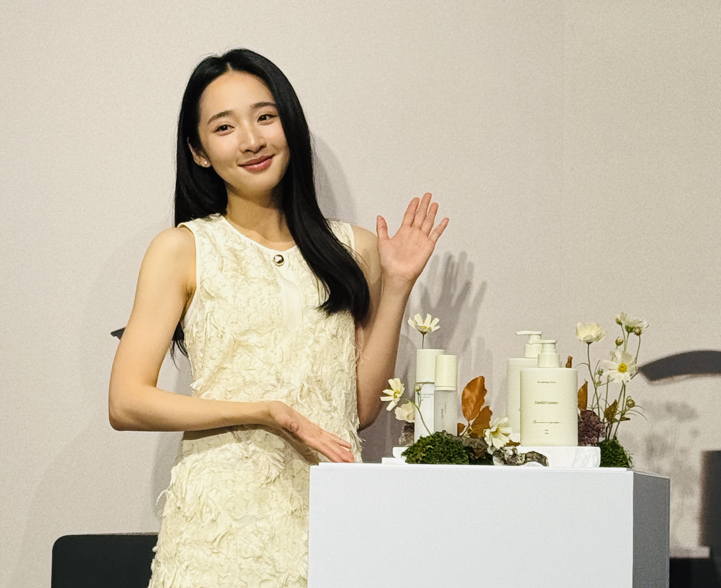 李沐今透露已經和樂團主唱鄒序分手。