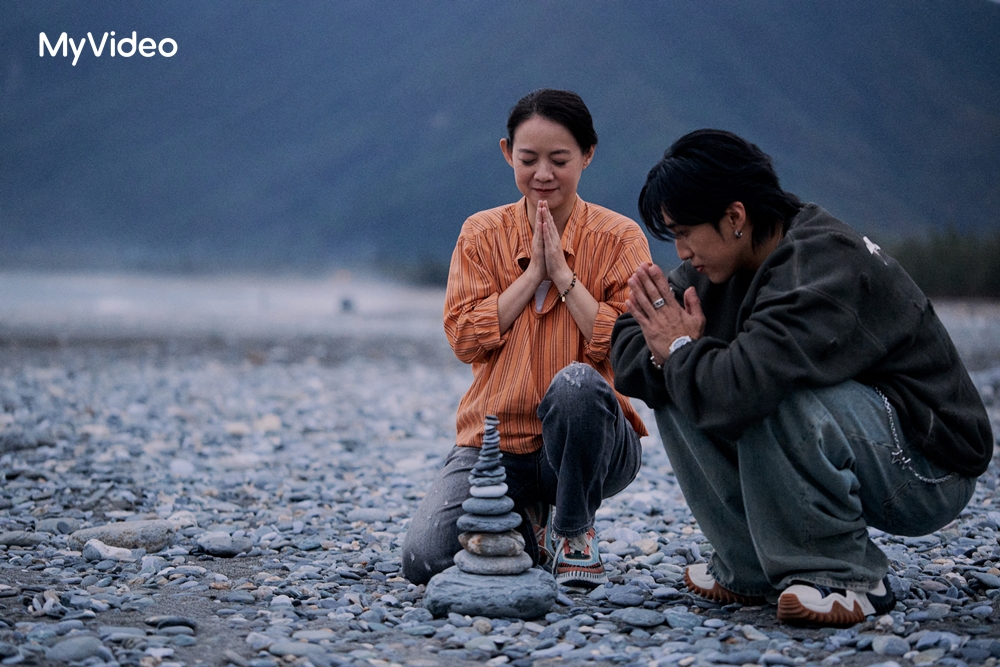 曾寶儀與婁峻碩到花蓮出外景。（MyVideo、三立提供）