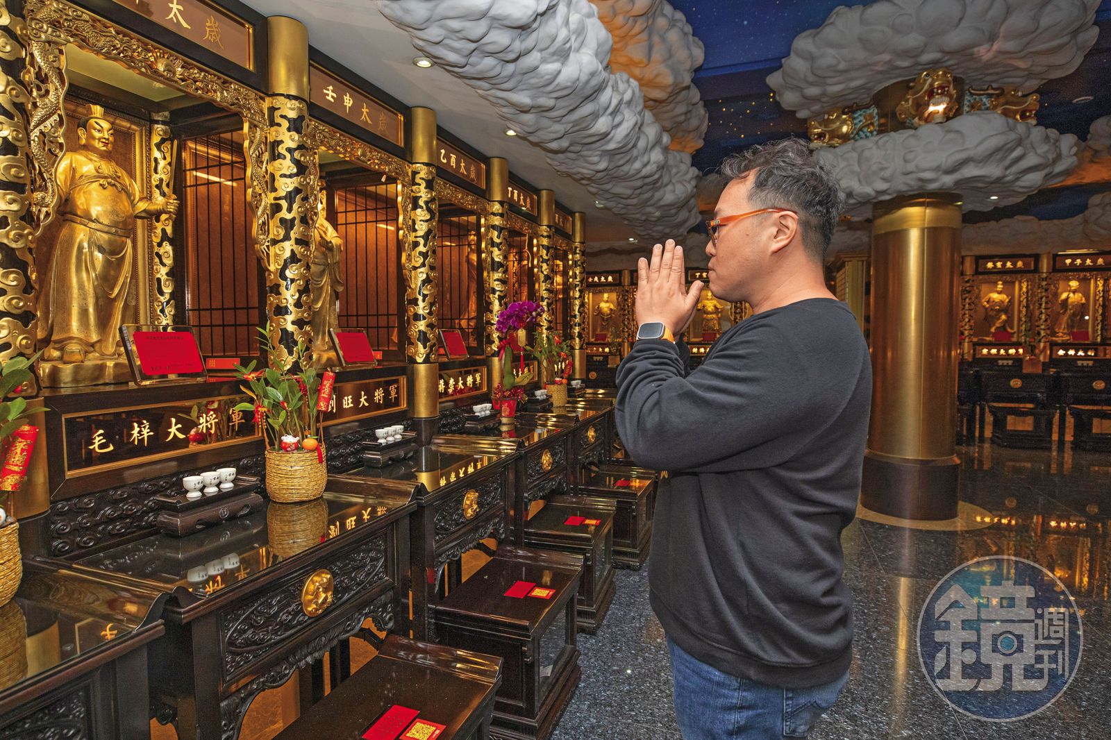 吳牧恩的太歲星君是毛梓大將軍，每逢過年一定專程來祭拜。