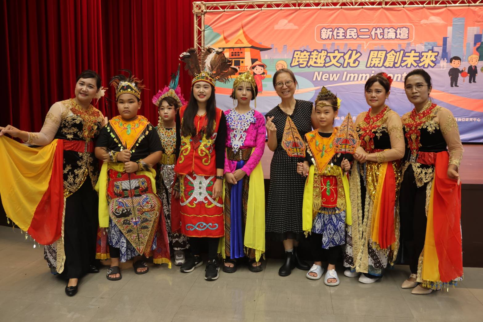 新住民論壇集結產官學界人士,聚焦文化傳承與創業就業兩大主題。