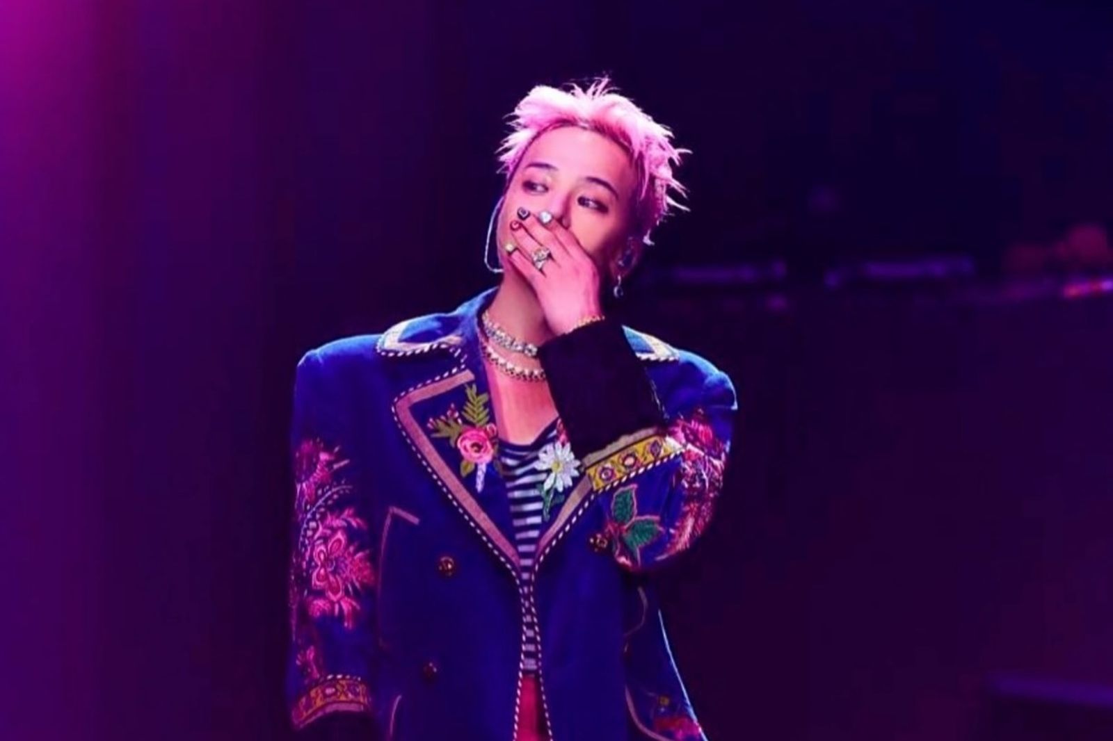 G-dragon權志龍7月11日、7月12日、7月13日連3天唱進台北小巨蛋，門票開賣後卻成為粉絲搶票的無限輪迴。（翻攝GD IG）