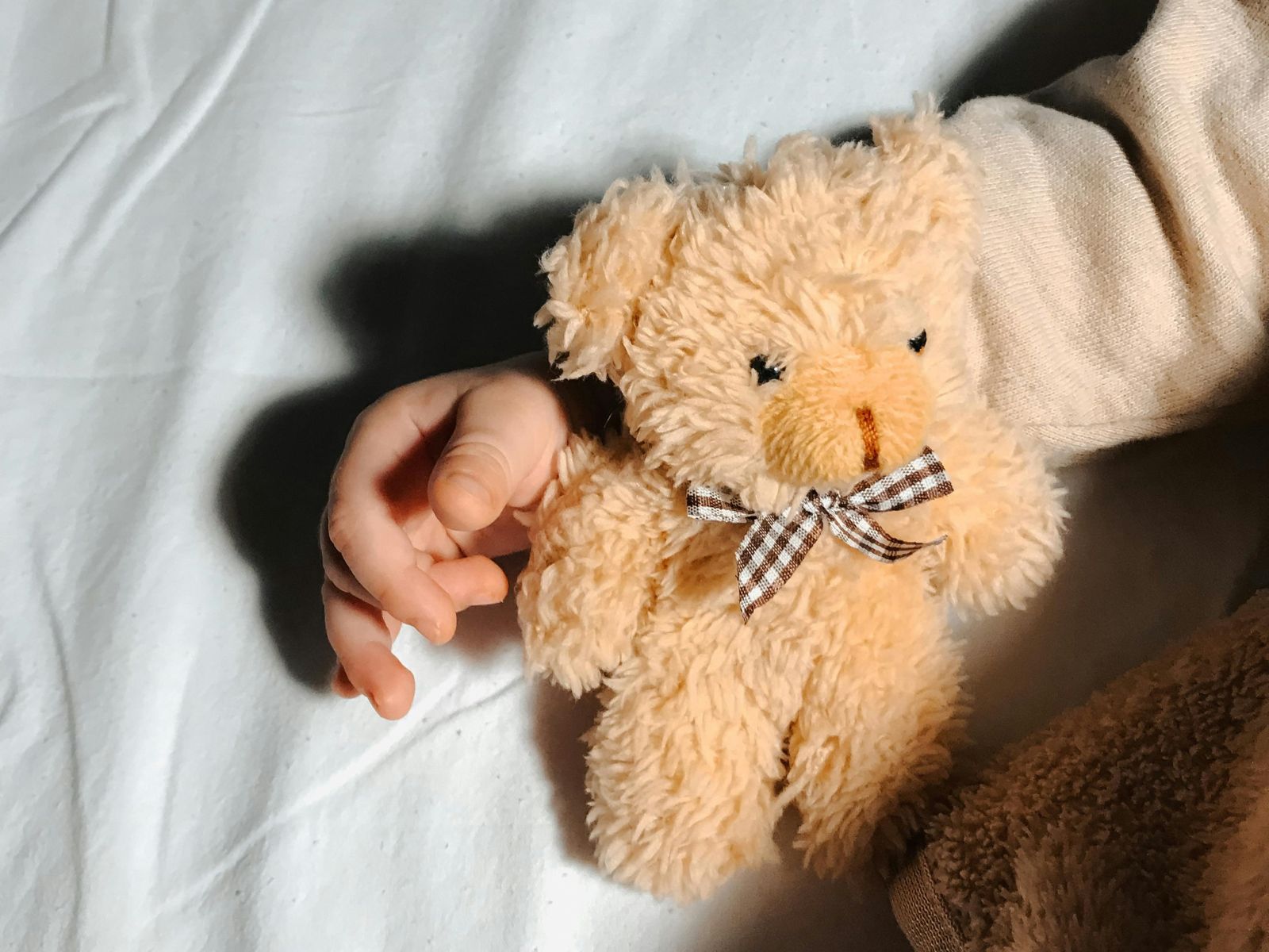 母帶2歲女兒就醫稱「得流感」　醫護掀毯揭駭人真相！她被判22年徒刑