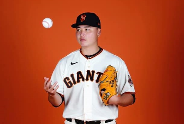 鄧愷威再度登板先發，這場比賽運氣不佳，僅投1.2局狂丟7分，其中有6分為自責分，也吞下本季第2敗。（翻攝自鄧愷威臉書）