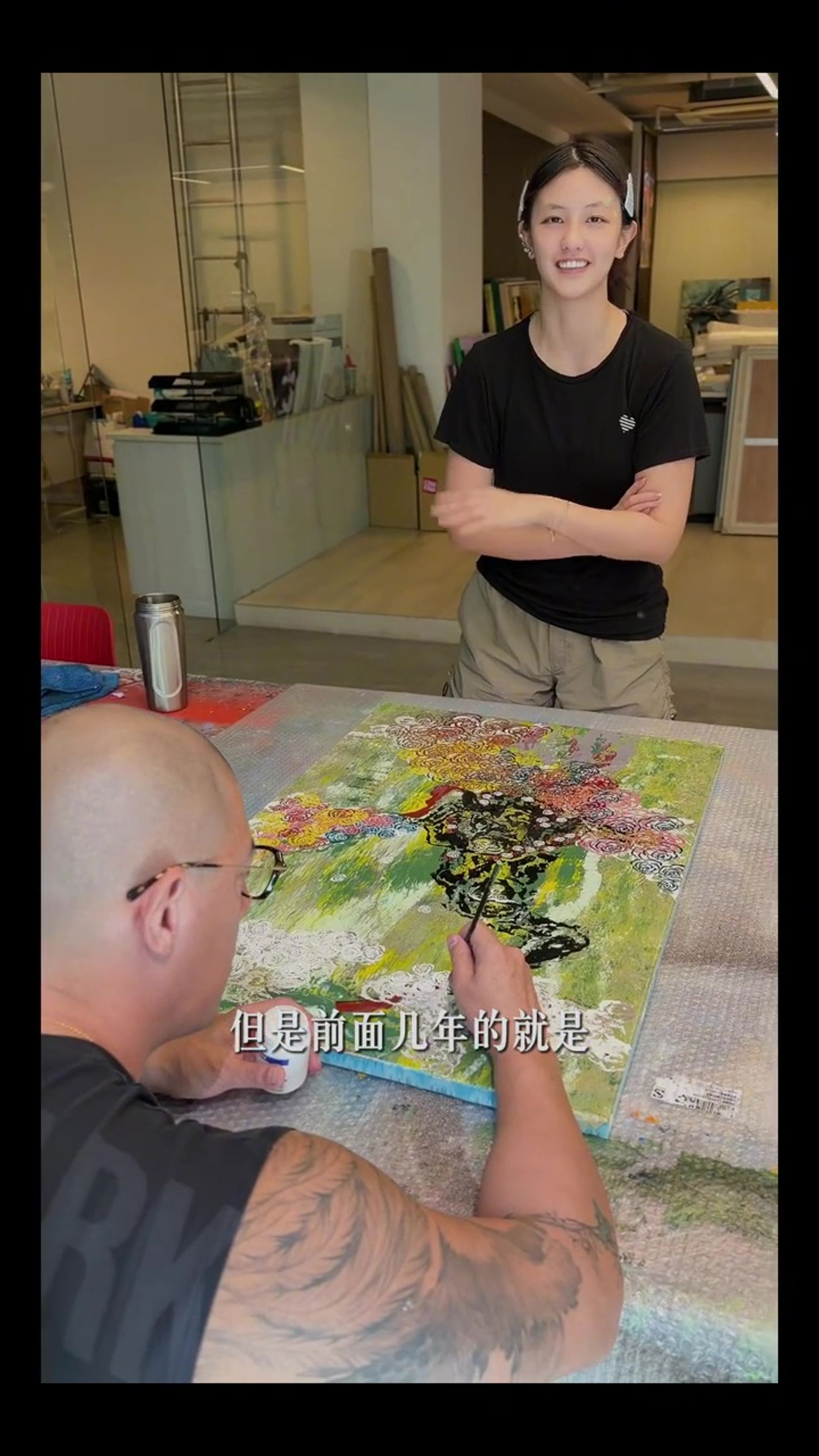 蔣得曦透露，爸爸蔣友柏以前每逢她生日都會畫一幅畫送她，直到家裡沒有地方掛才停止。（翻攝小紅書）
