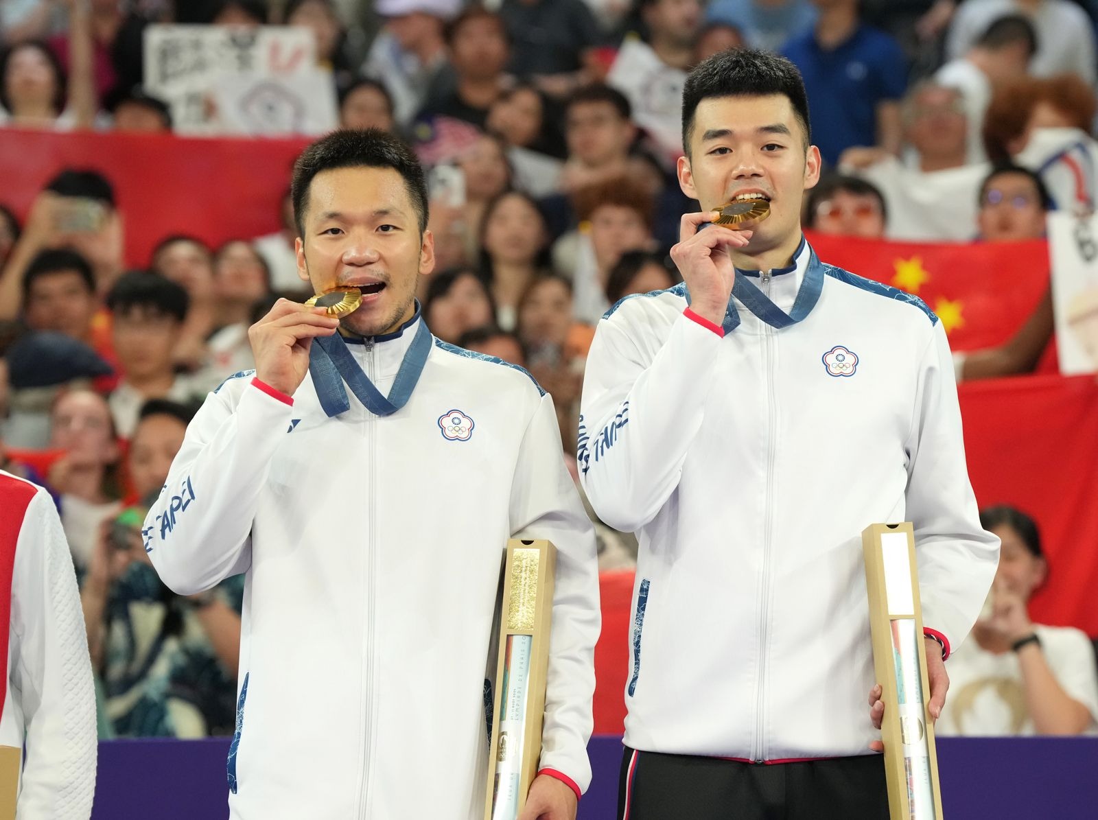 王齊麟（右）與李洋（左）過去攜手拿下兩屆奧運金牌。（中華奧會提供）