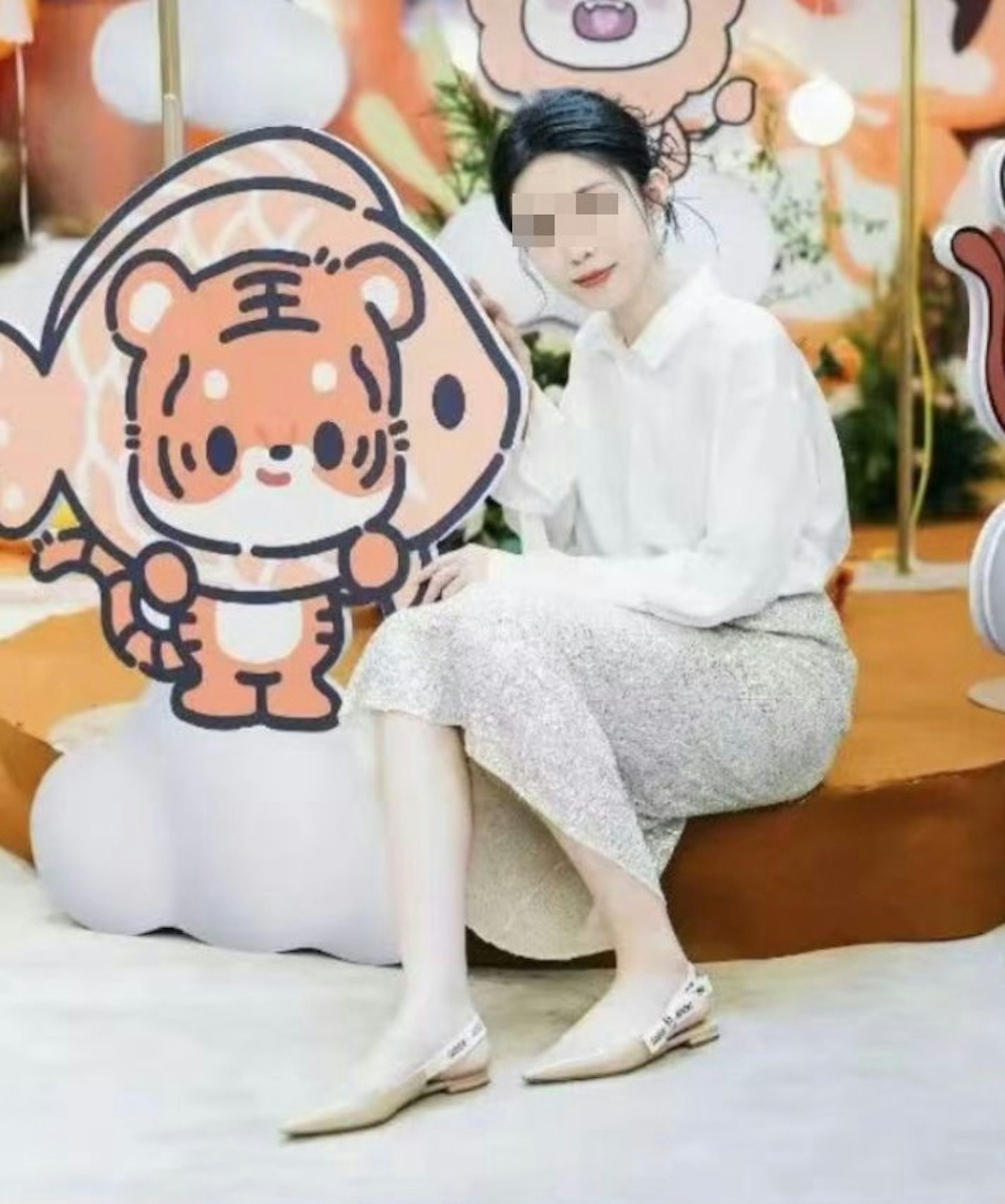 傳出女老師本身就是美魔女。（翻自微博）