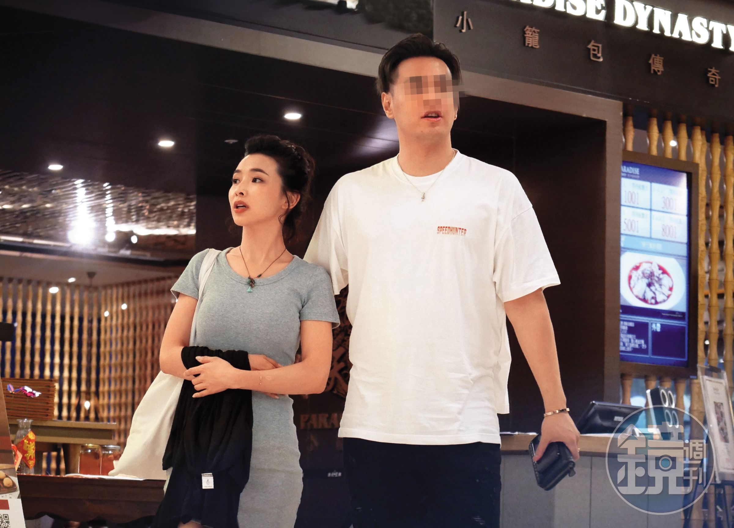工作順利的吳婉君(左)私生活也充實,曾被本刊拍到男友(右);在趙駿亞之前,也爆出與富二代情變。