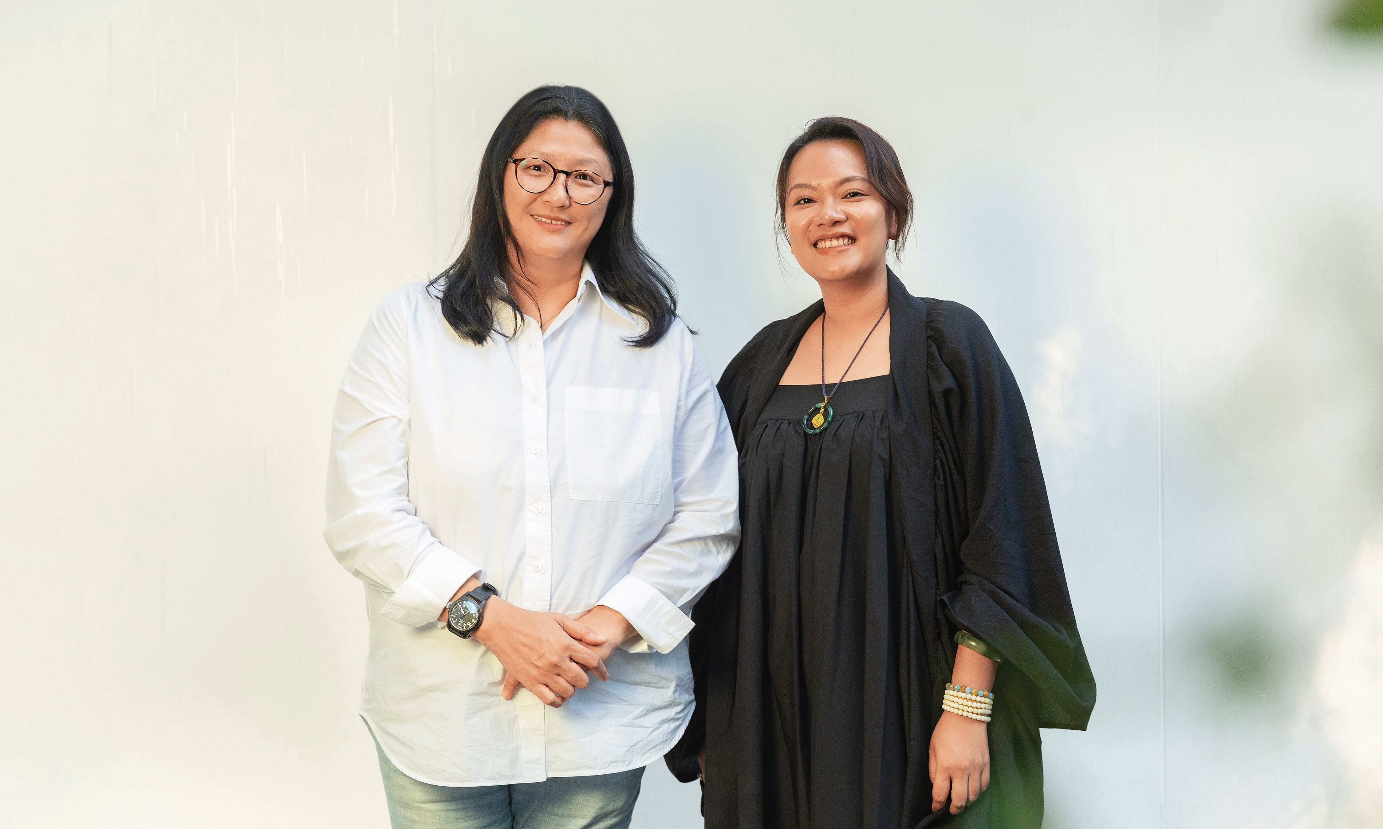 實境出品人陳美珊（左）與團綜製作人章依婷（右）。