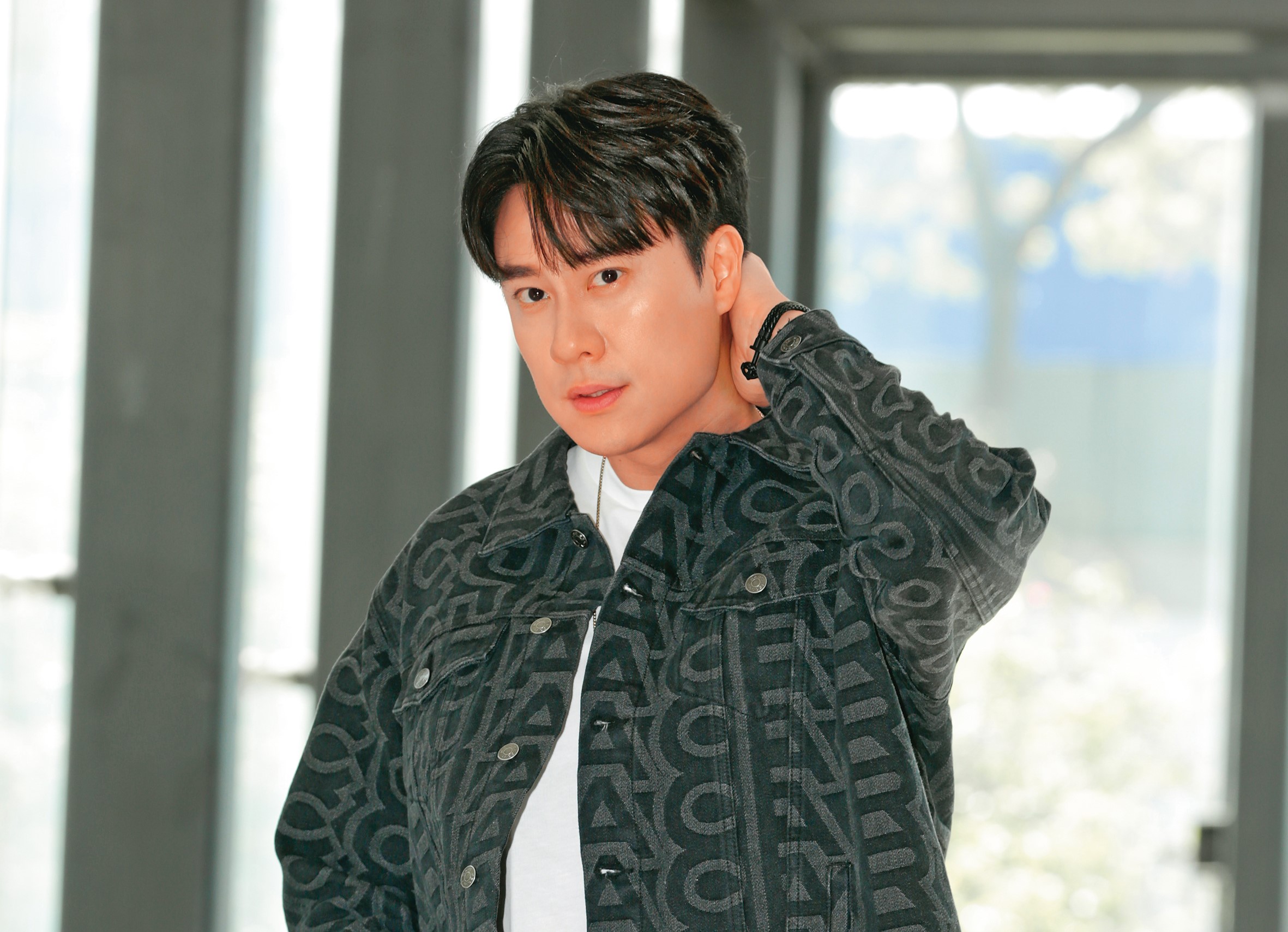 劉書宏9月初公布了自己肋骨骨裂的消息，卻對受傷原因封口不提。