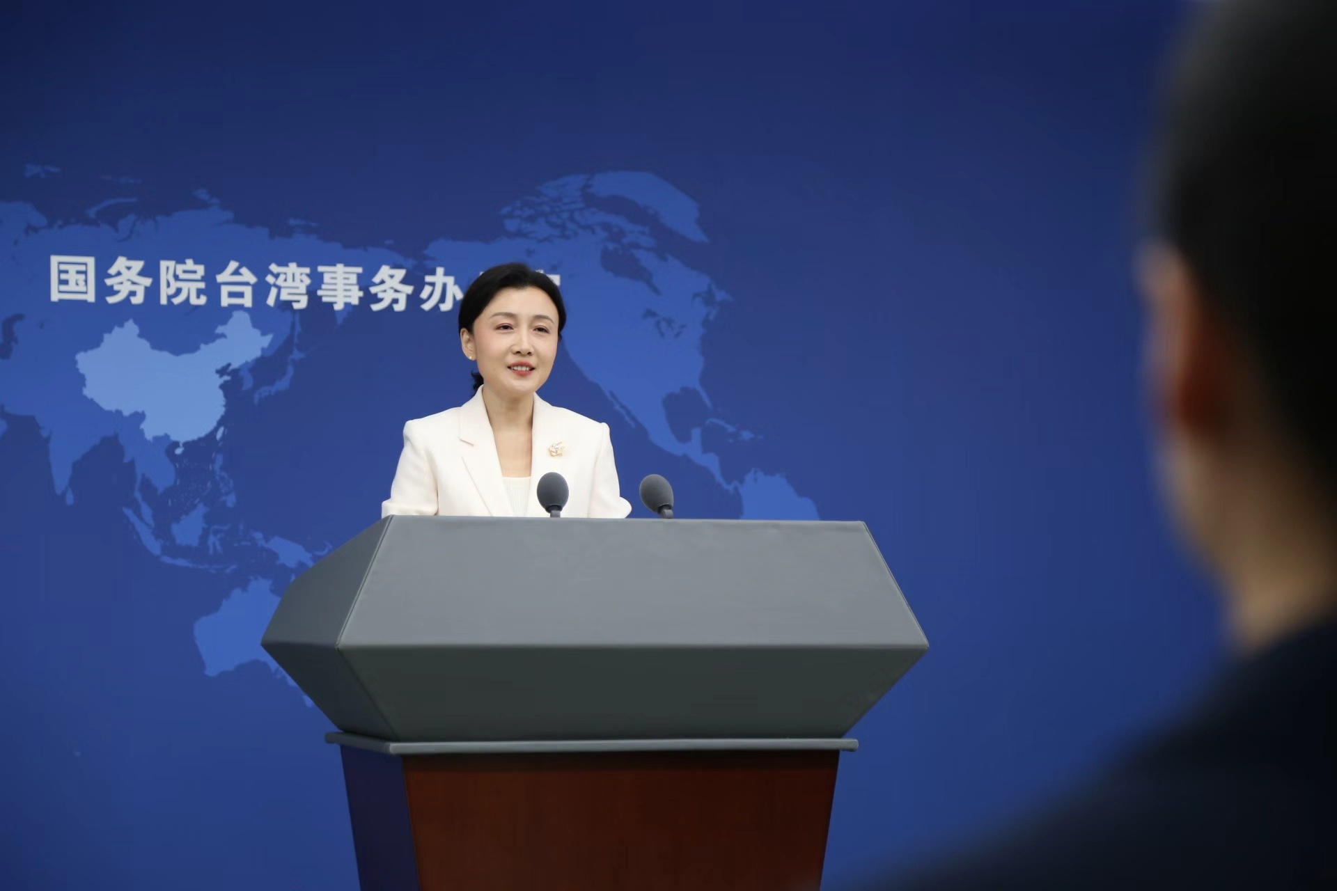 國台辦今日先譴責民進黨惡意炒作議題，同時也強調只要不從事違法犯罪活動，台人赴中就完全沒有顧慮。（翻攝自微博）