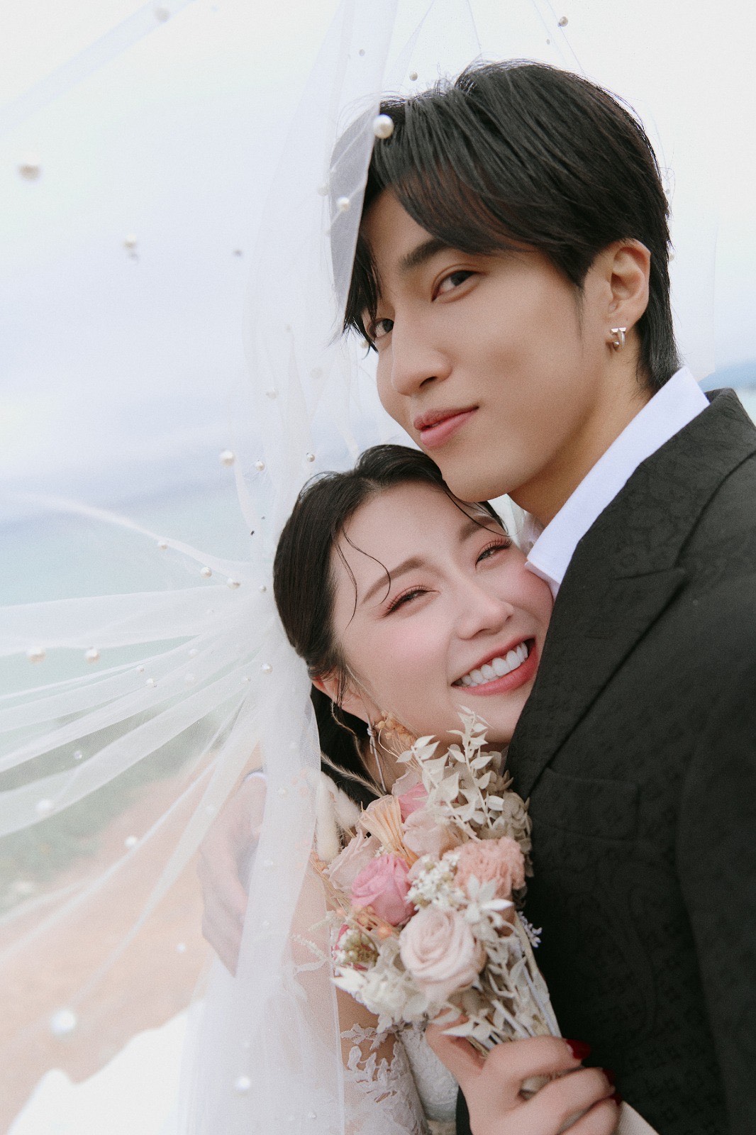 婁峻碩與焦凡凡完成「結婚三部曲」，兩人有一種如釋重負的感覺。（想不到音樂工作室提供）